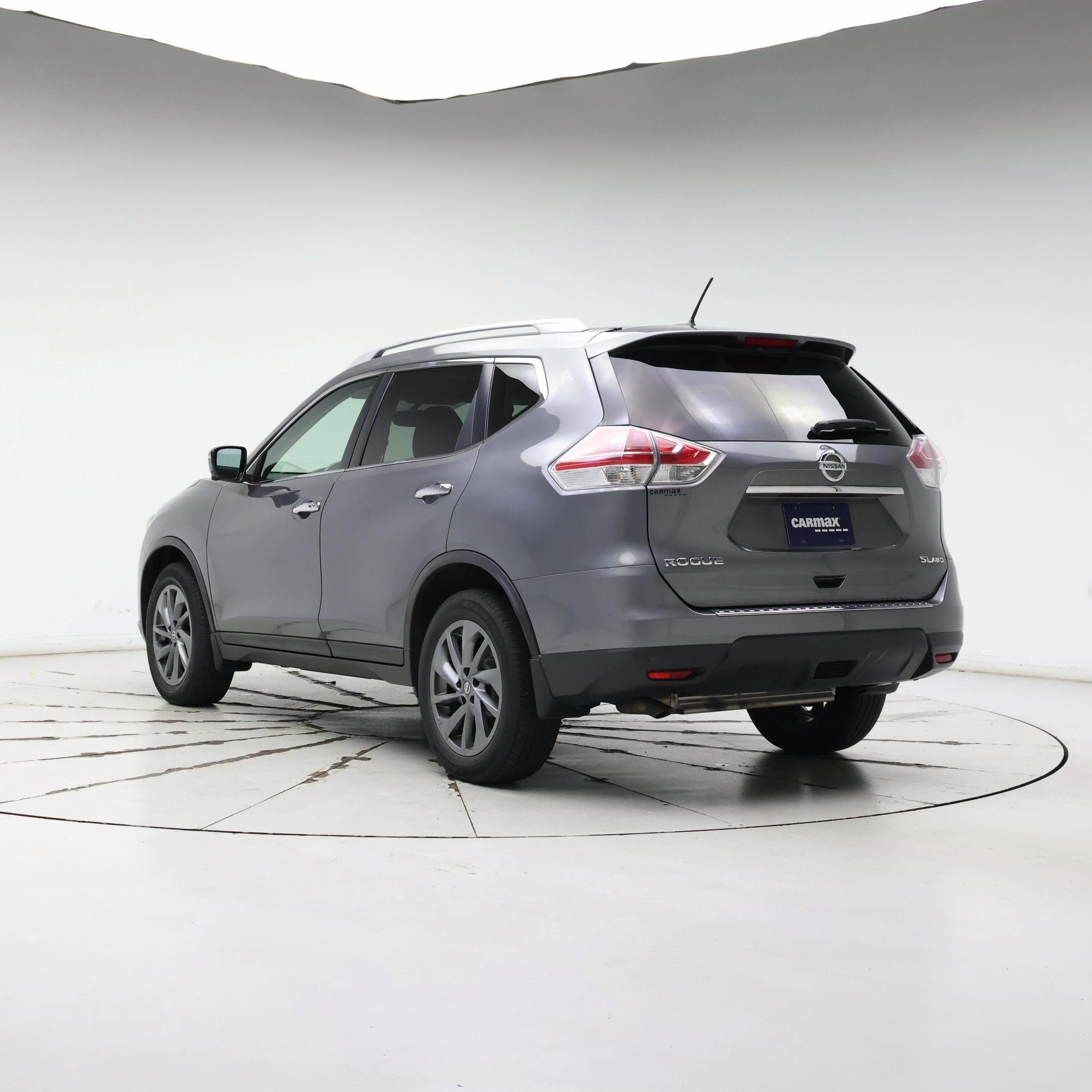 Thumbnail: 2016 Nissan Rogue - 2
