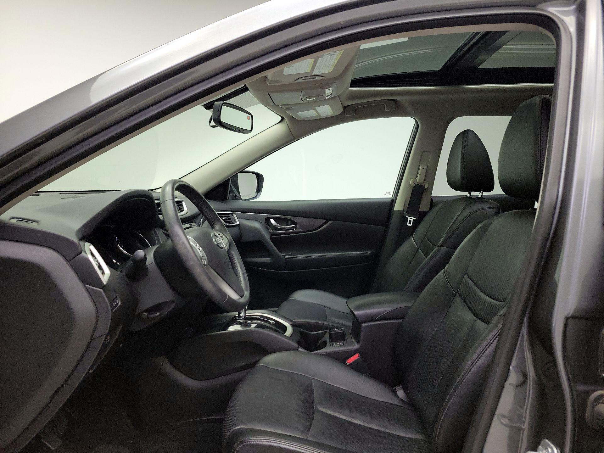 Thumbnail: 2016 Nissan Rogue - 20
