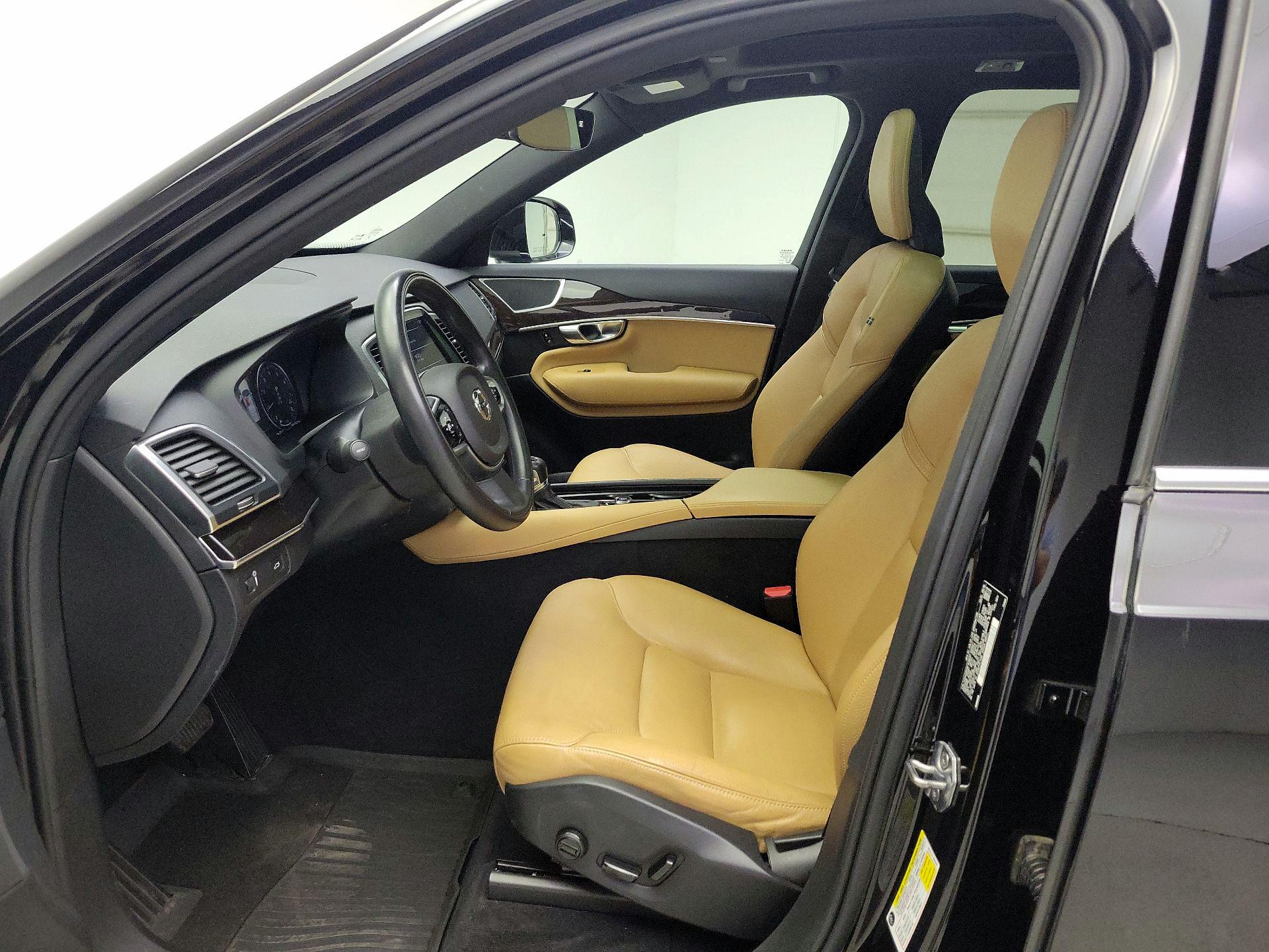 Thumbnail: 2019 Volvo XC90 - 11