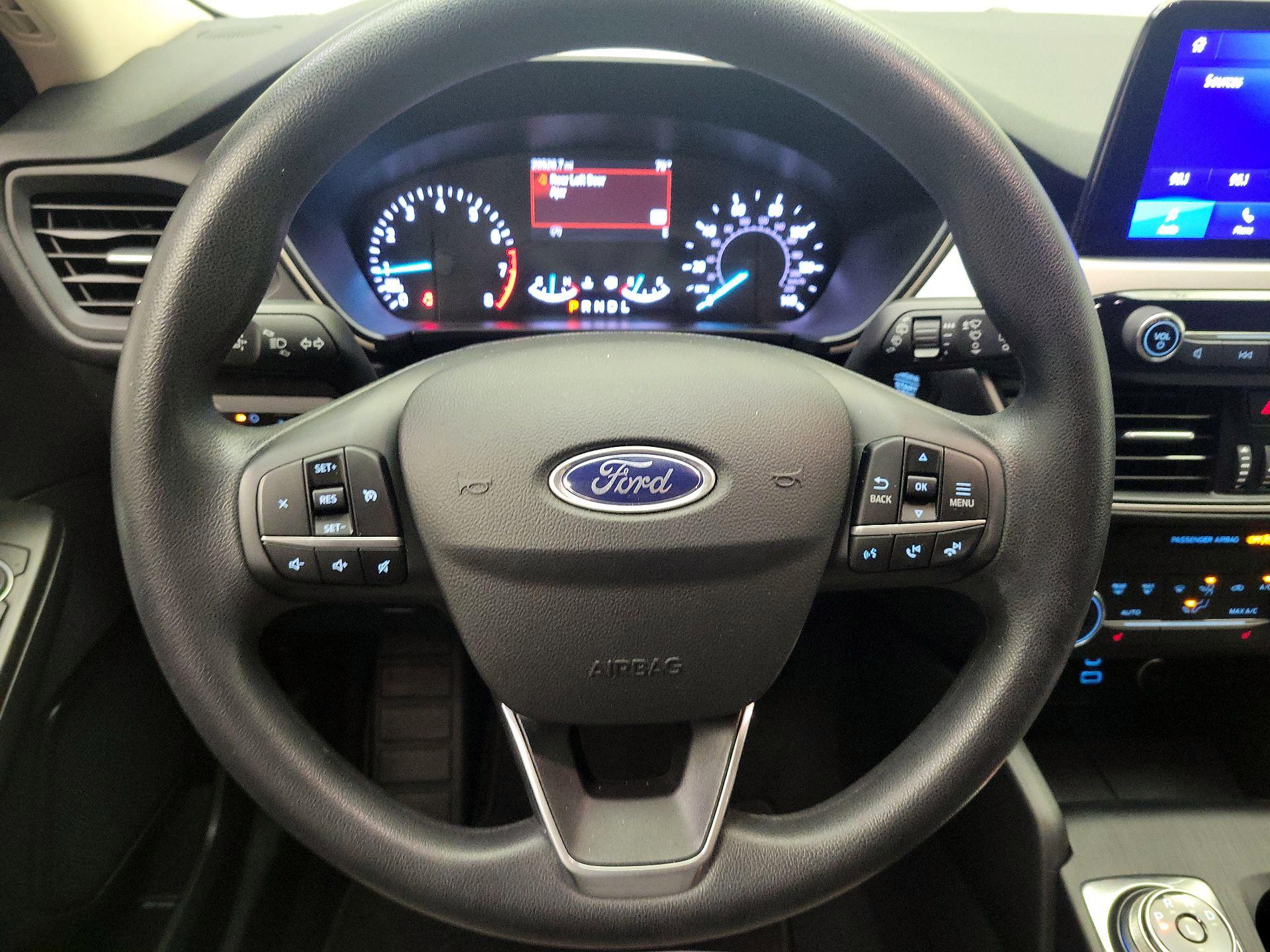 Thumbnail: 2020 Ford Escape - 10