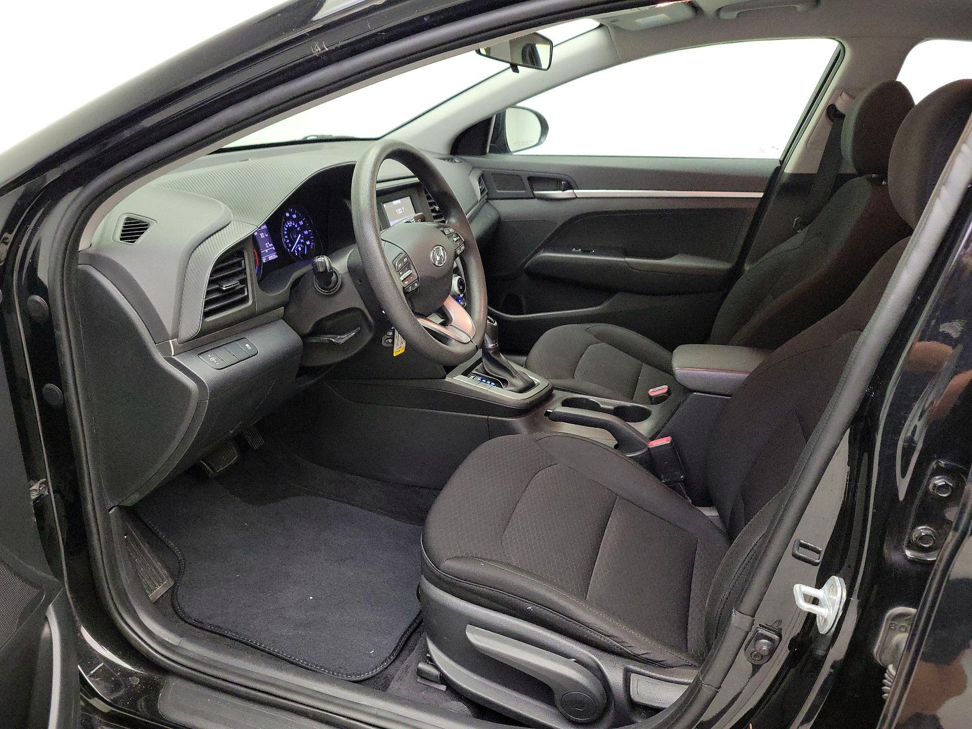 Thumbnail: 2019 Hyundai Elantra - 11