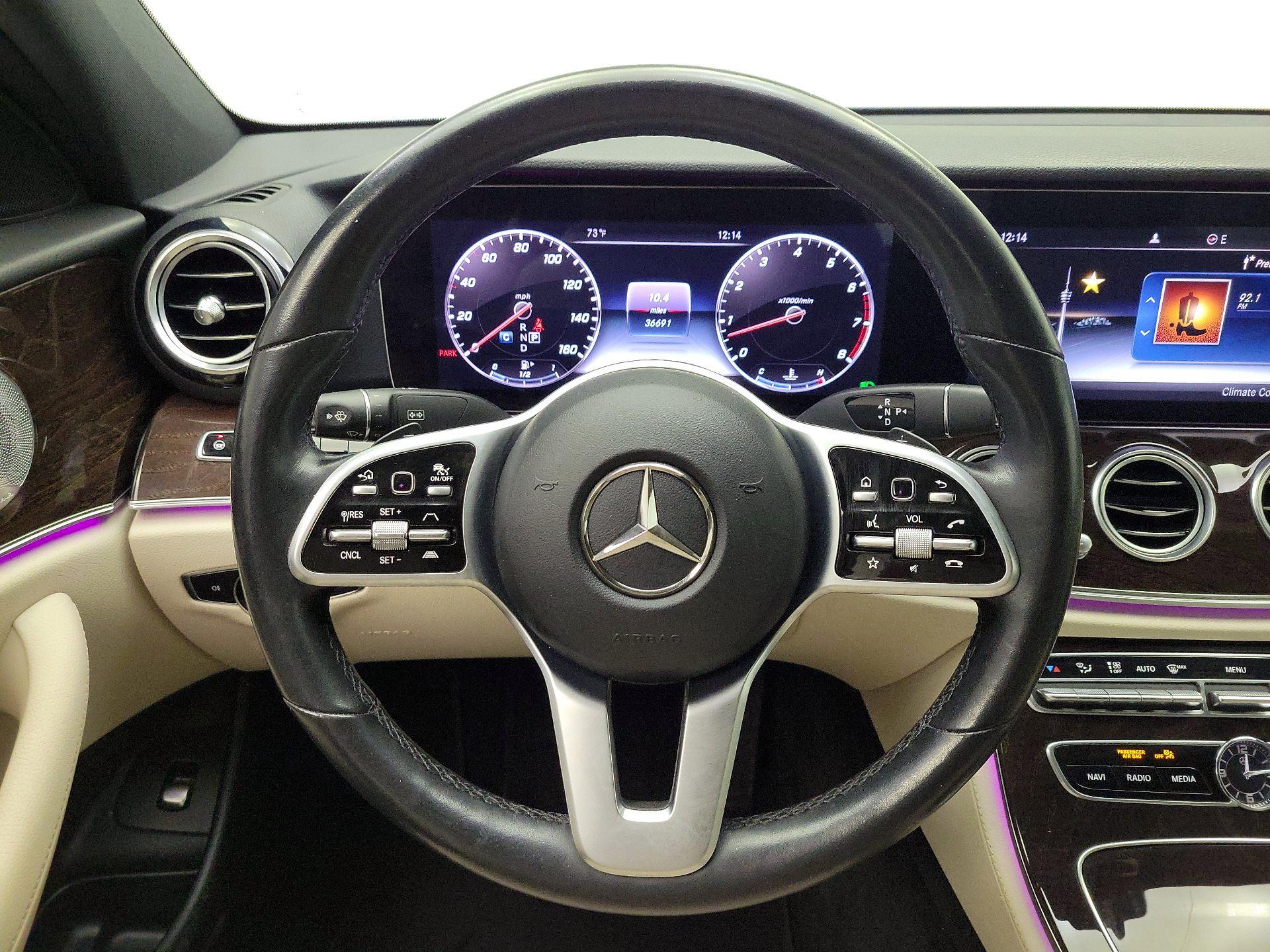 Thumbnail: 2020 Mercedes-Benz E-Class - 10