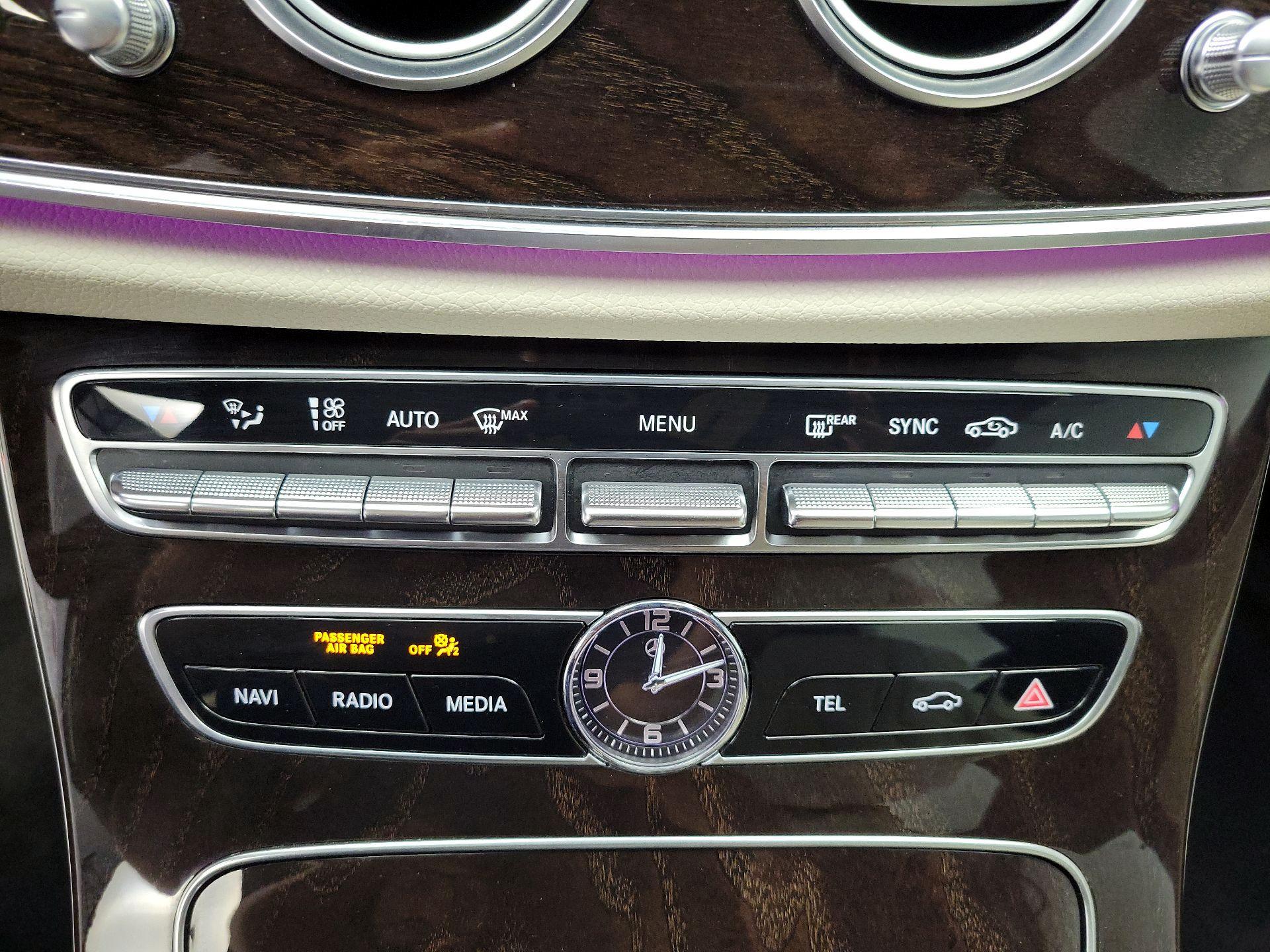 Thumbnail: 2020 Mercedes-Benz E-Class - 15