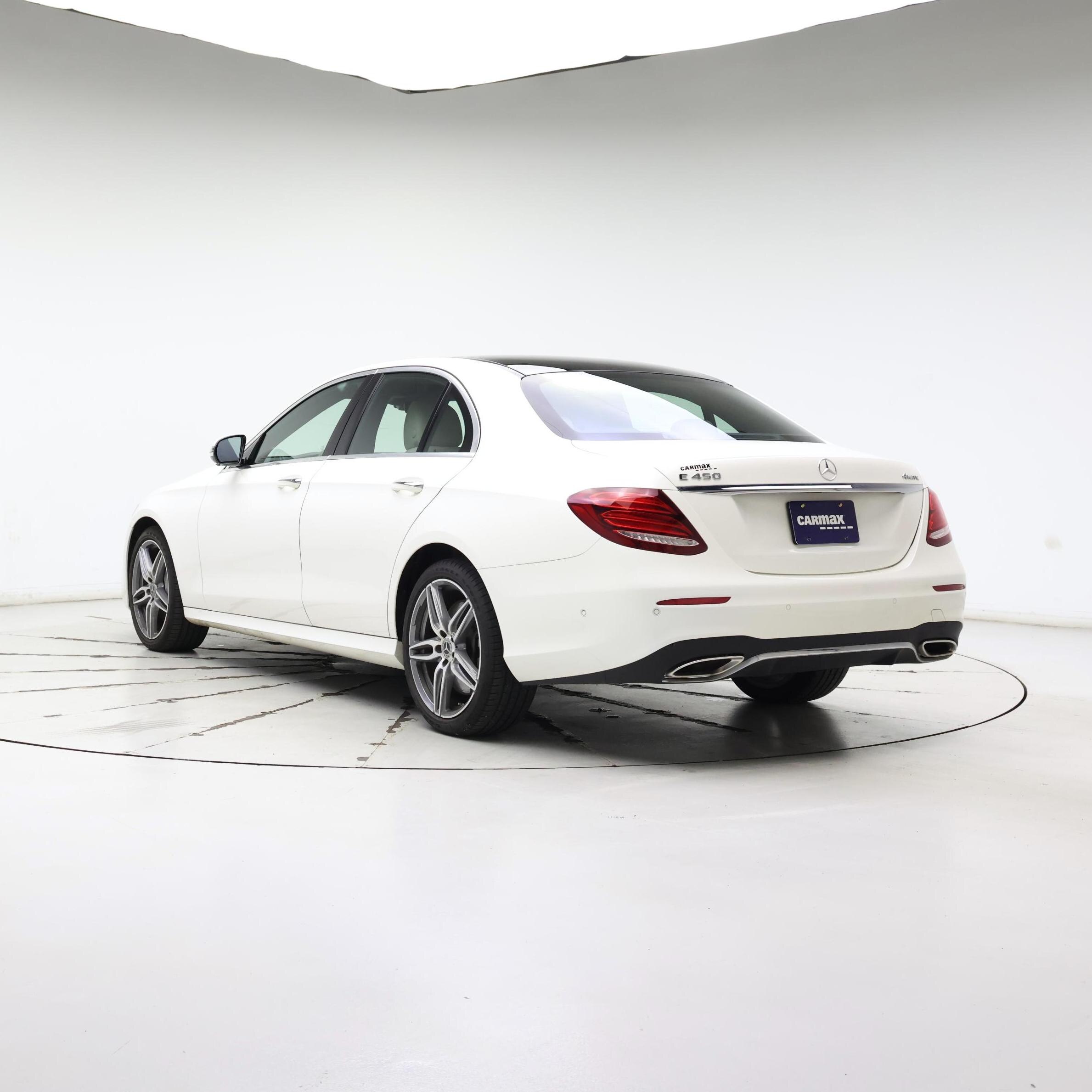 Thumbnail: 2020 Mercedes-Benz E-Class - 2