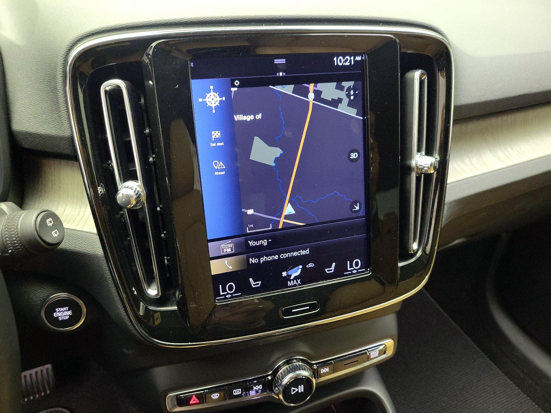Thumbnail: 2019 Volvo XC40 - 14