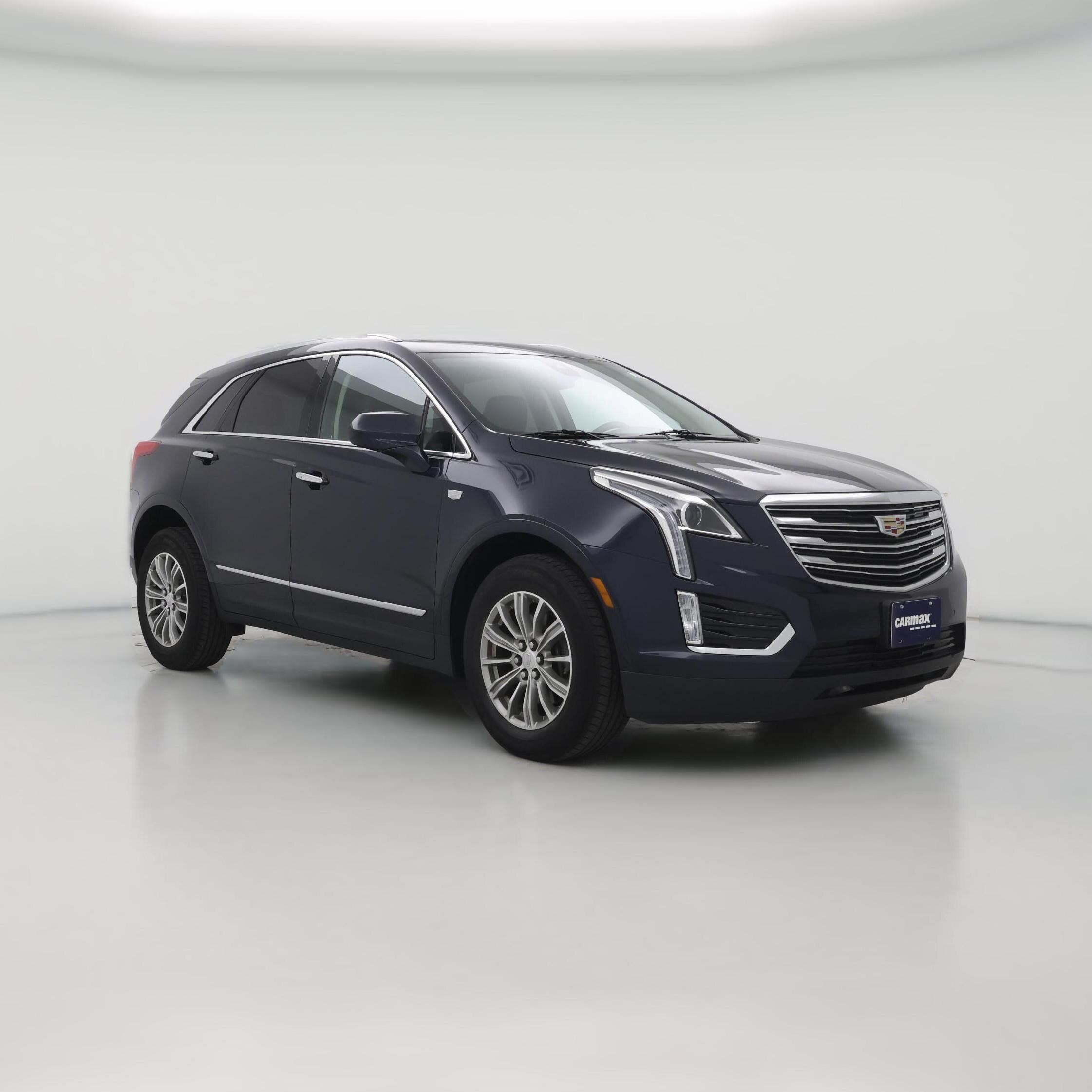 Thumbnail: 2017 Cadillac XT5 - 1