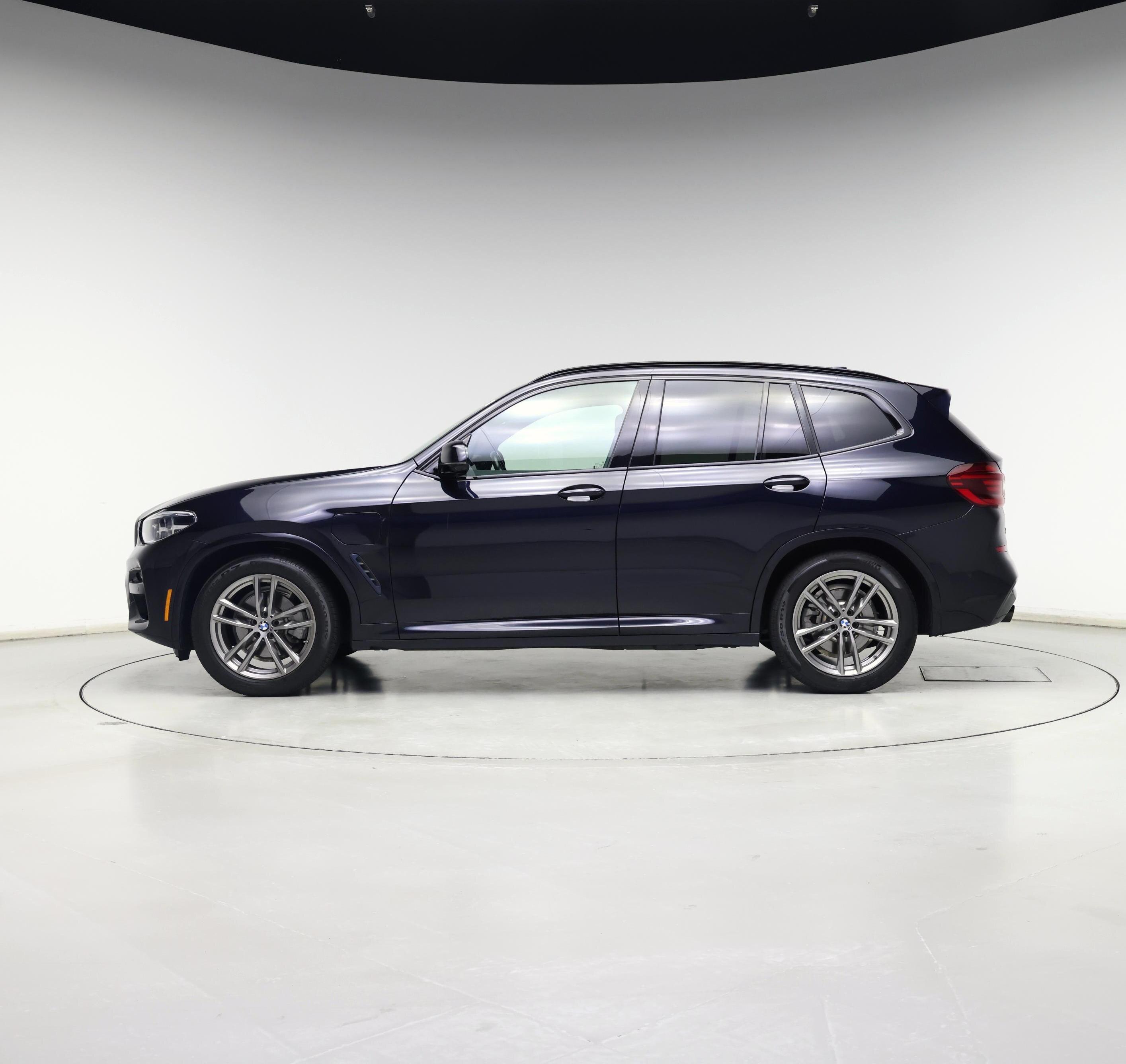 Thumbnail: 2021 BMW X3 - 3