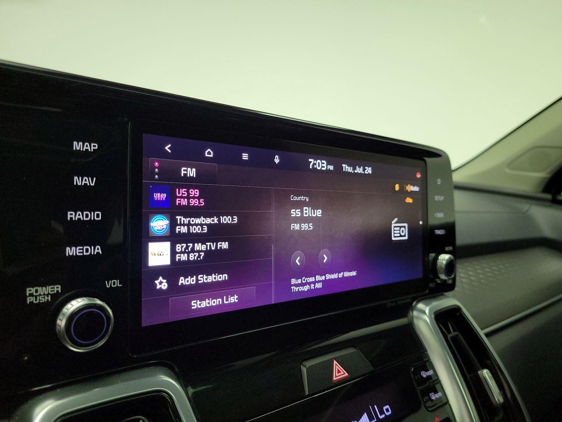 Thumbnail: 2023 Kia Sorento - 16