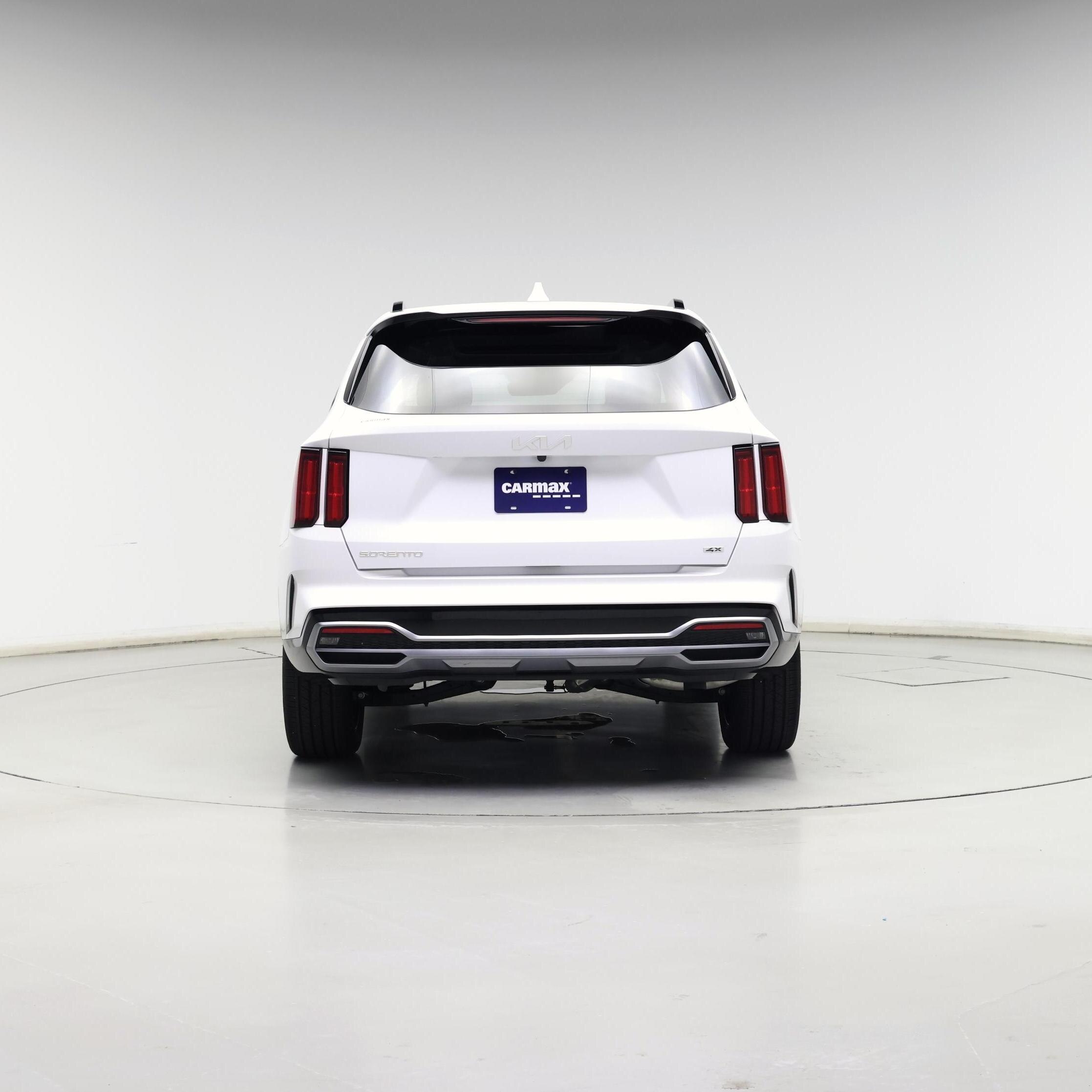 Thumbnail: 2023 Kia Sorento - 6