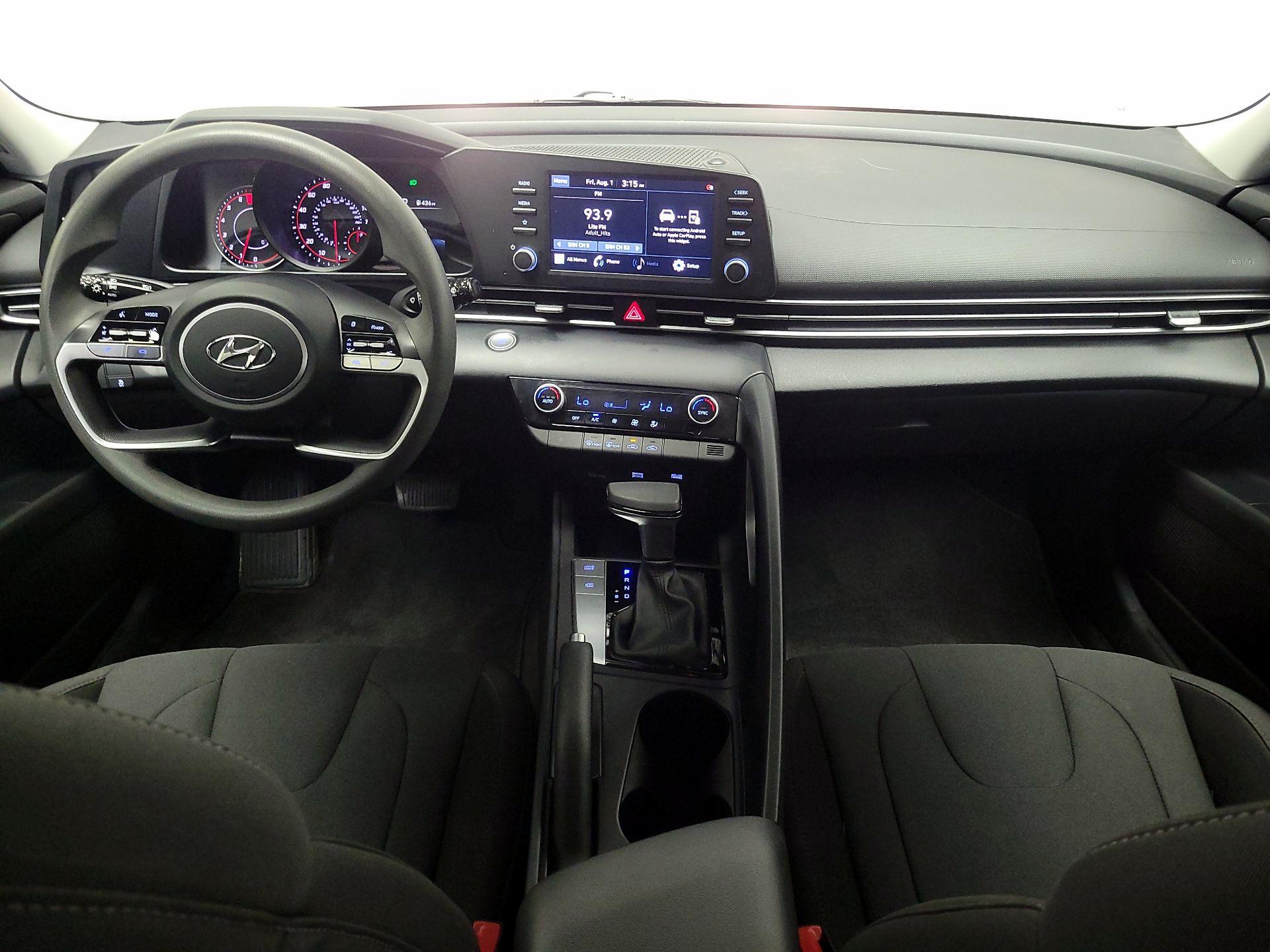 Thumbnail: 2022 Hyundai Elantra - 9