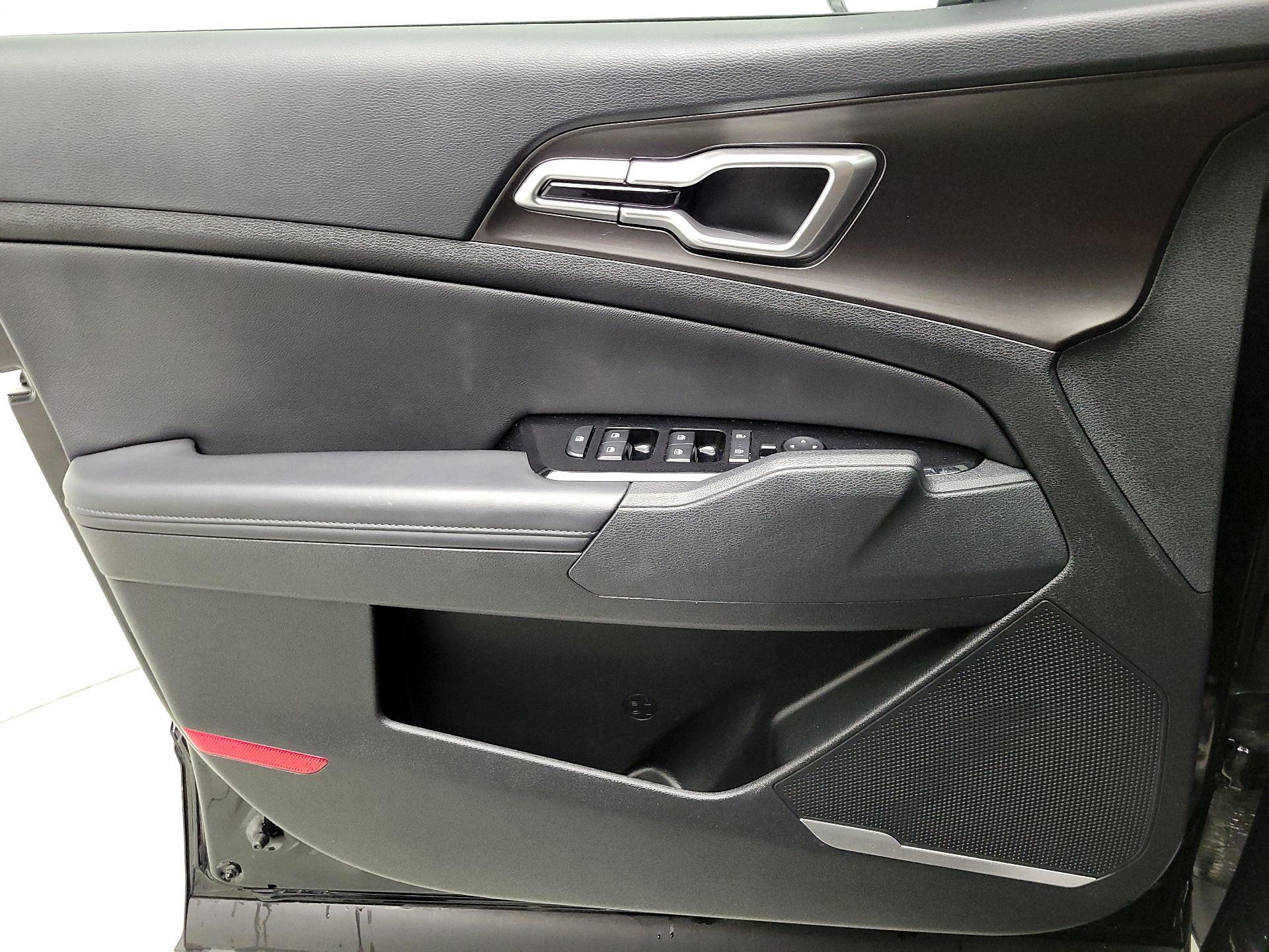 Thumbnail: 2024 Kia Sportage - 12