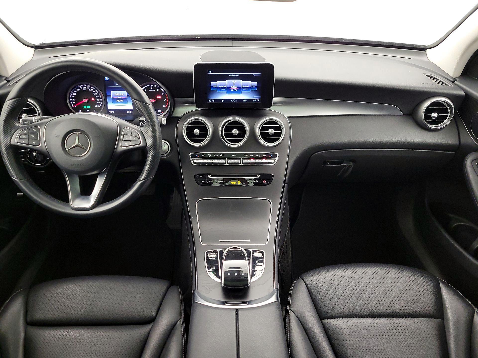Thumbnail: 2016 Mercedes-Benz GLC - 9