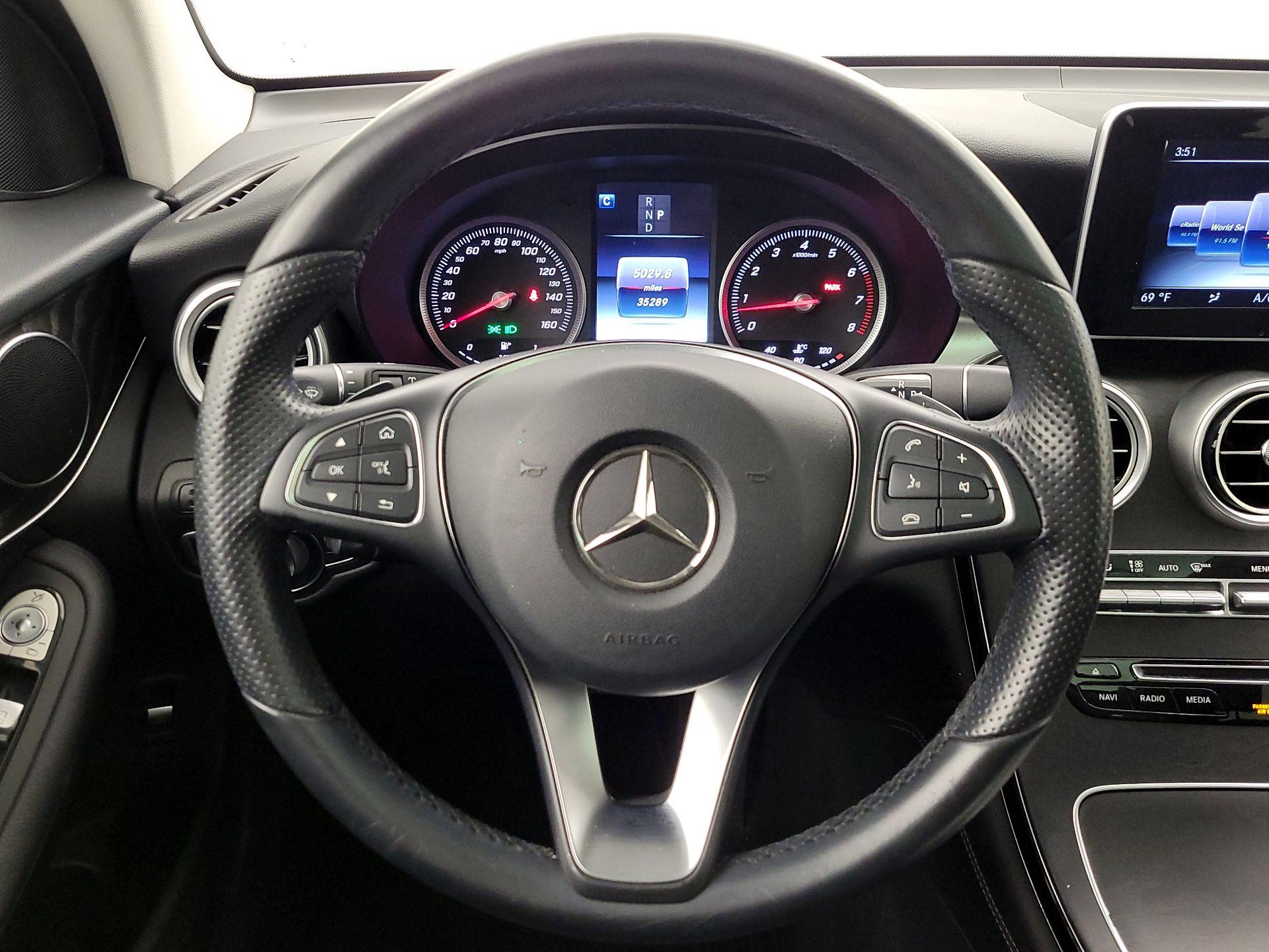 Thumbnail: 2016 Mercedes-Benz GLC - 10