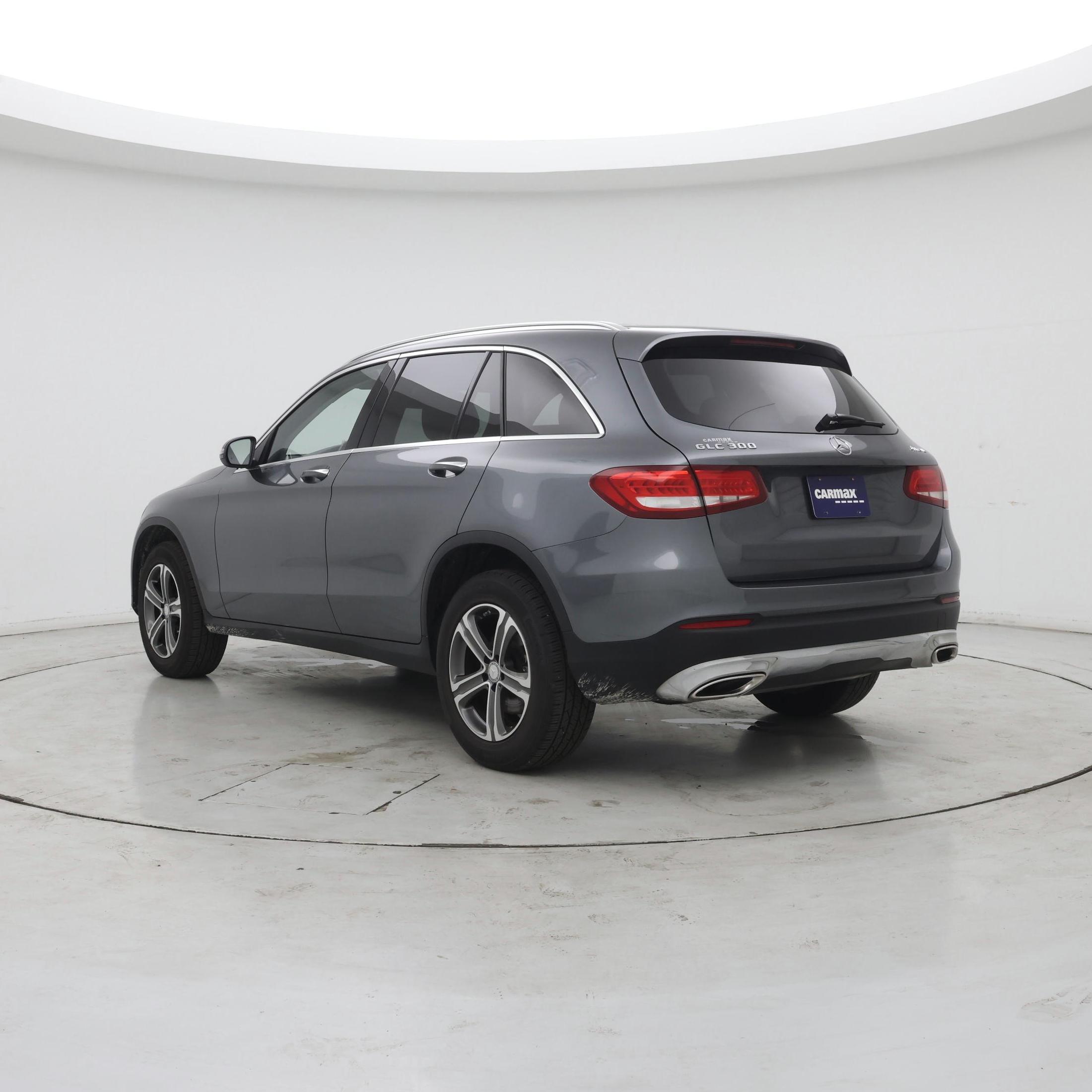 Thumbnail: 2016 Mercedes-Benz GLC - 2