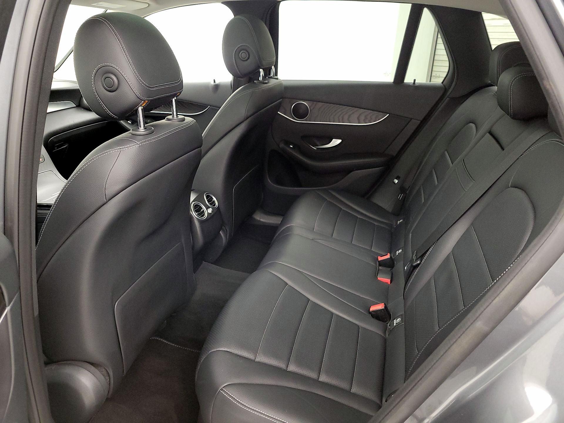 Thumbnail: 2016 Mercedes-Benz GLC - 19
