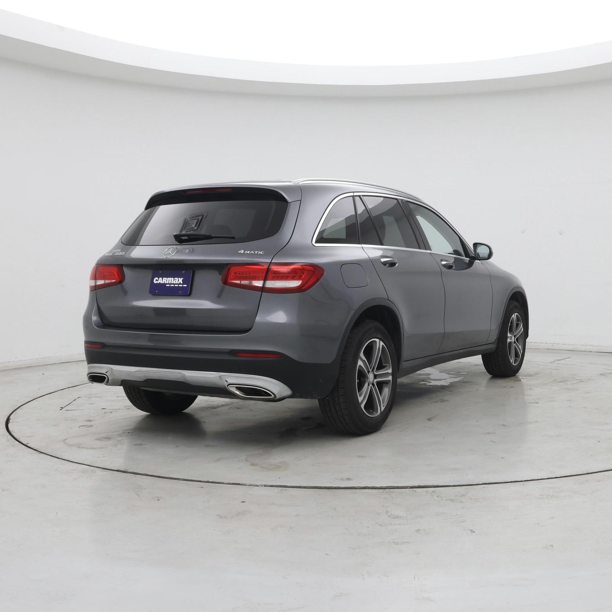 Thumbnail: 2016 Mercedes-Benz GLC - 8