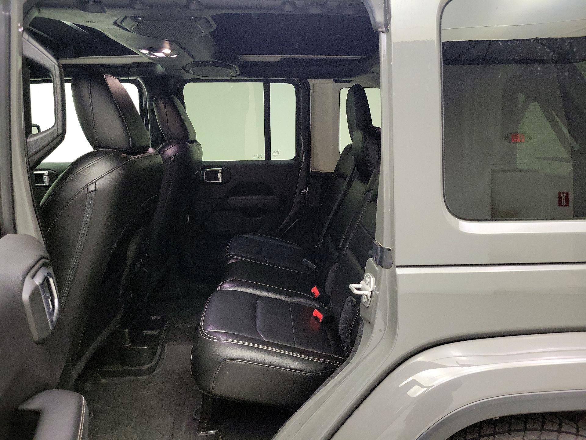 Thumbnail: 2020 Jeep Wrangler - 20