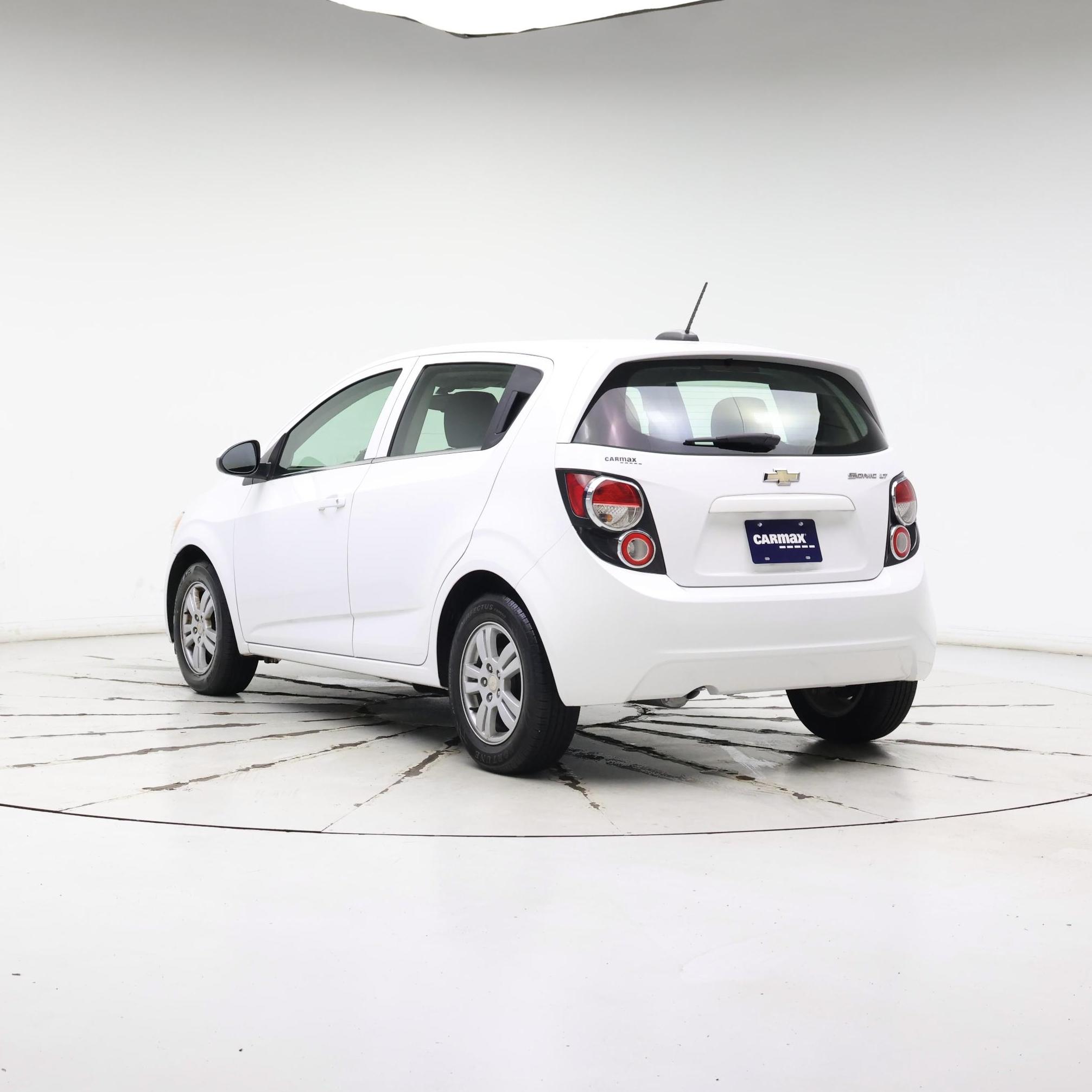 Thumbnail: 2016 Chevrolet Sonic - 2