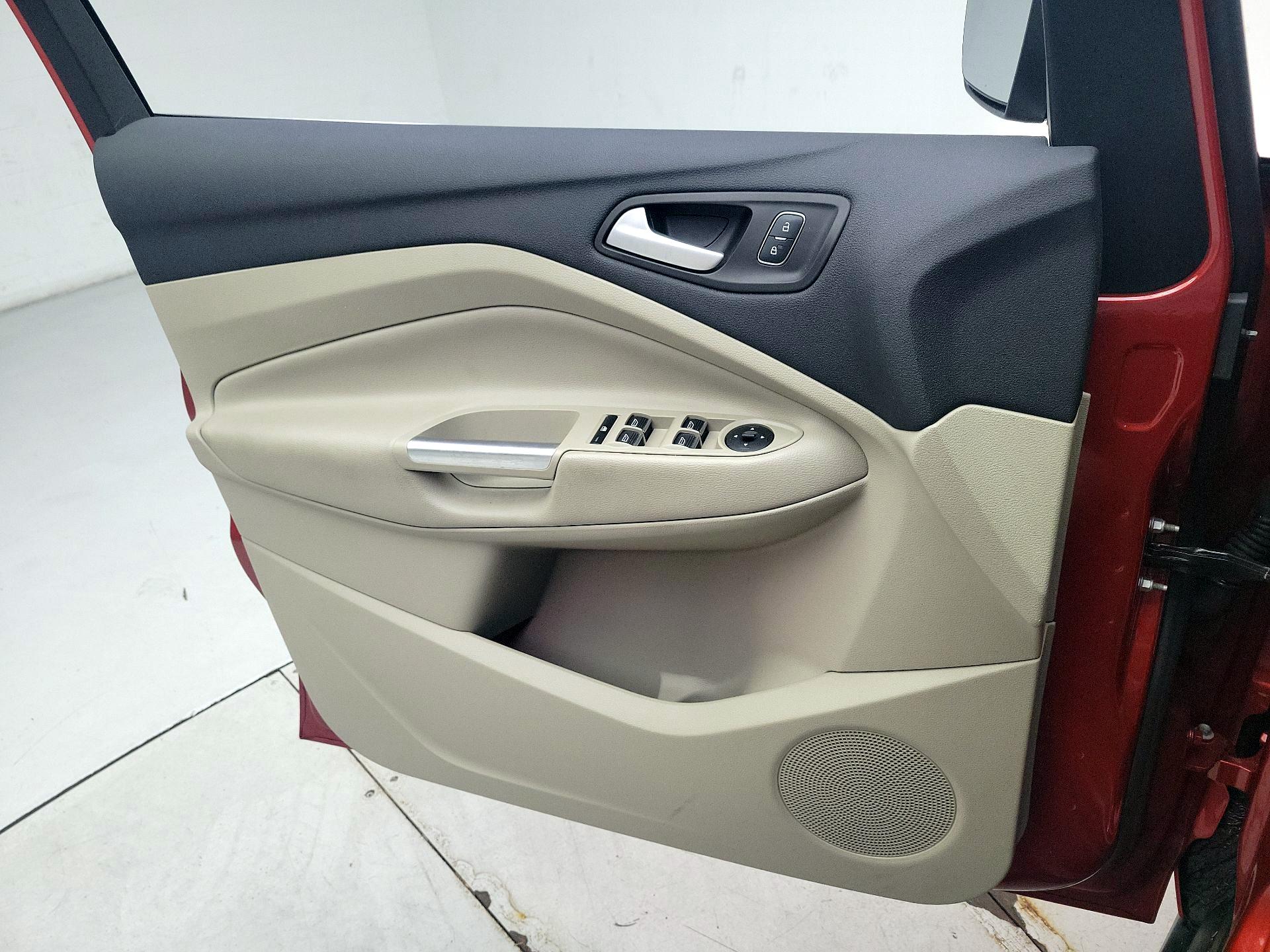 Thumbnail: 2018 Ford C-Max - 12
