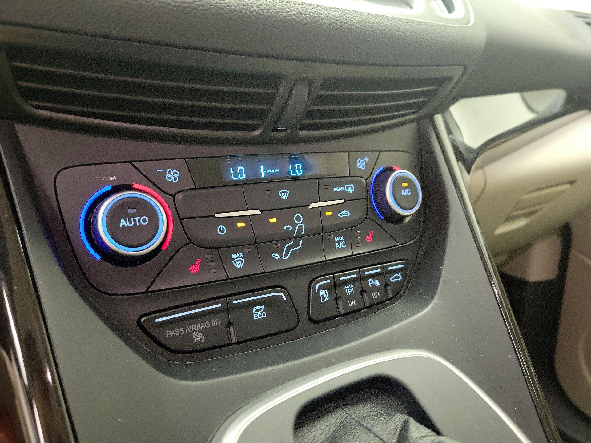 Thumbnail: 2018 Ford C-Max - 16