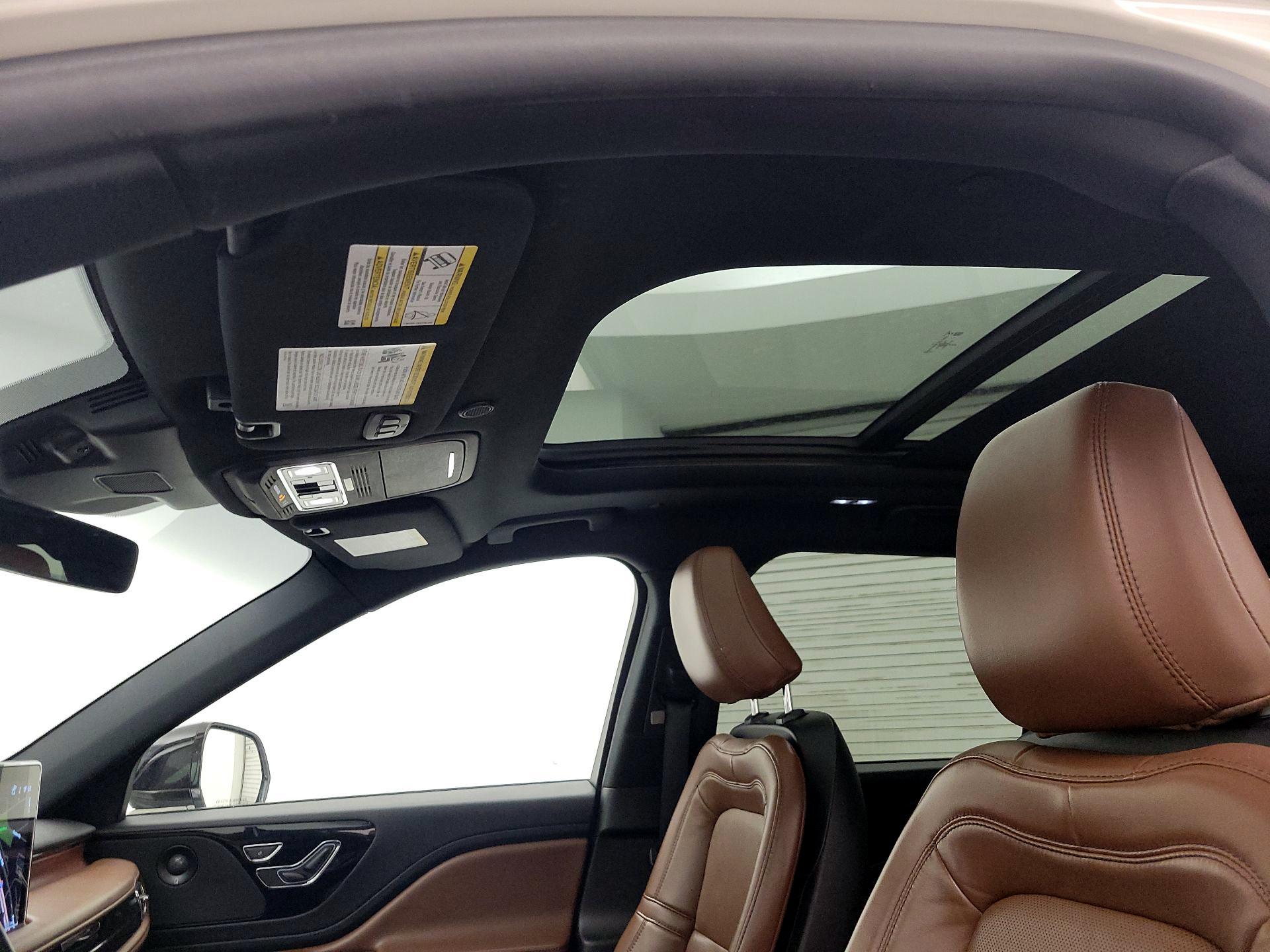 Thumbnail: 2021 Lincoln Aviator - 20