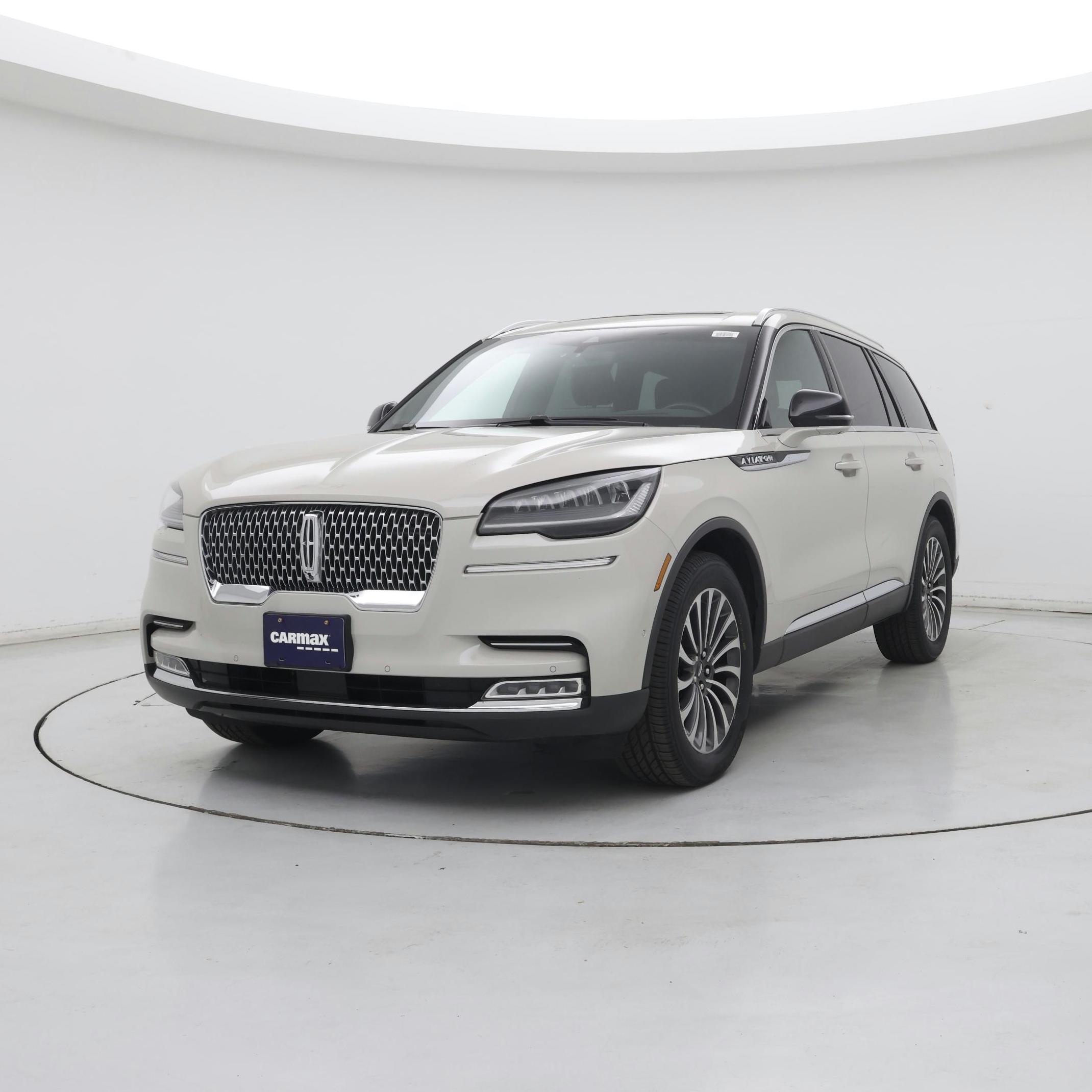 Thumbnail: 2021 Lincoln Aviator - 4