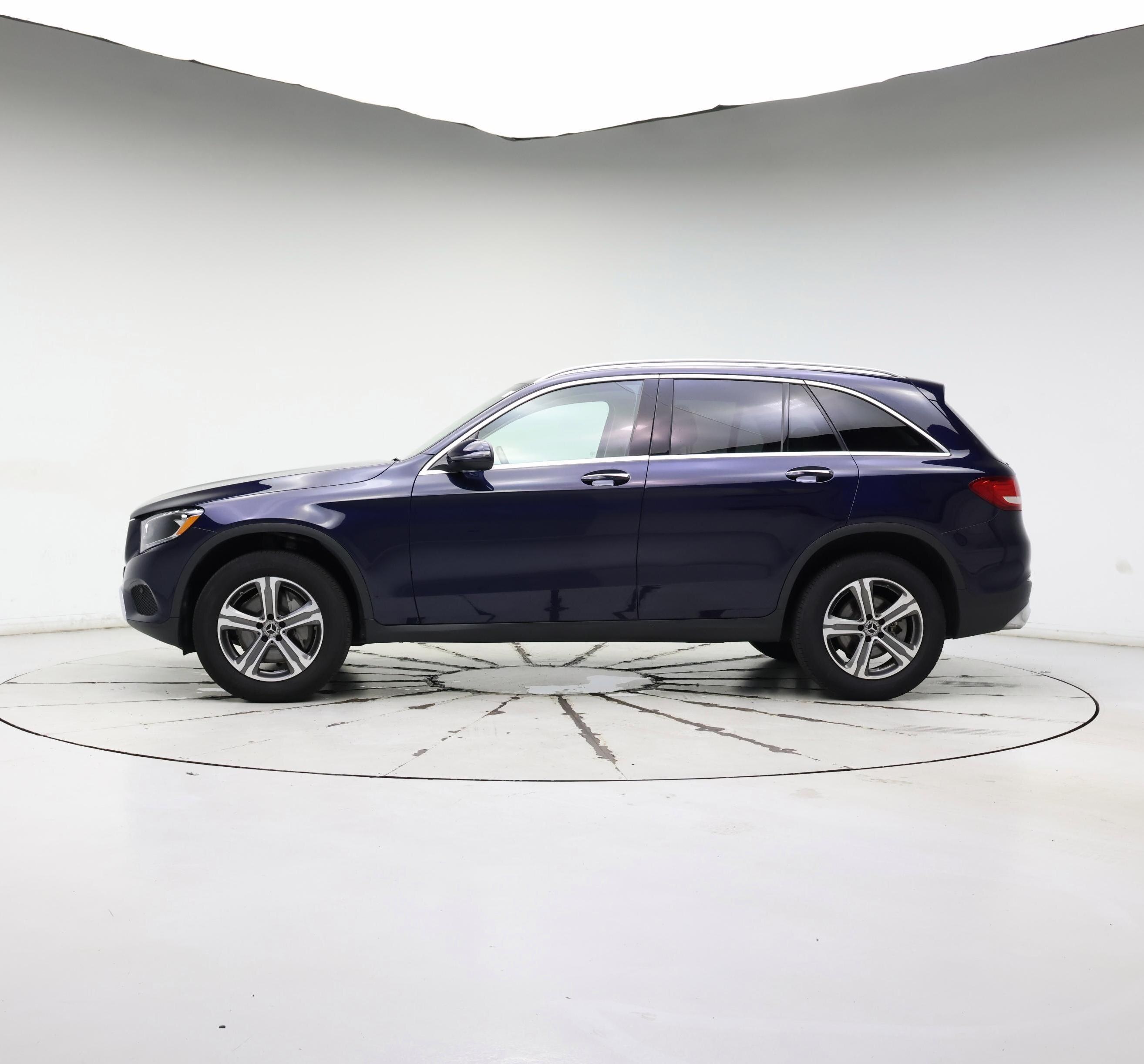 Thumbnail: 2019 Mercedes-Benz GLC - 3