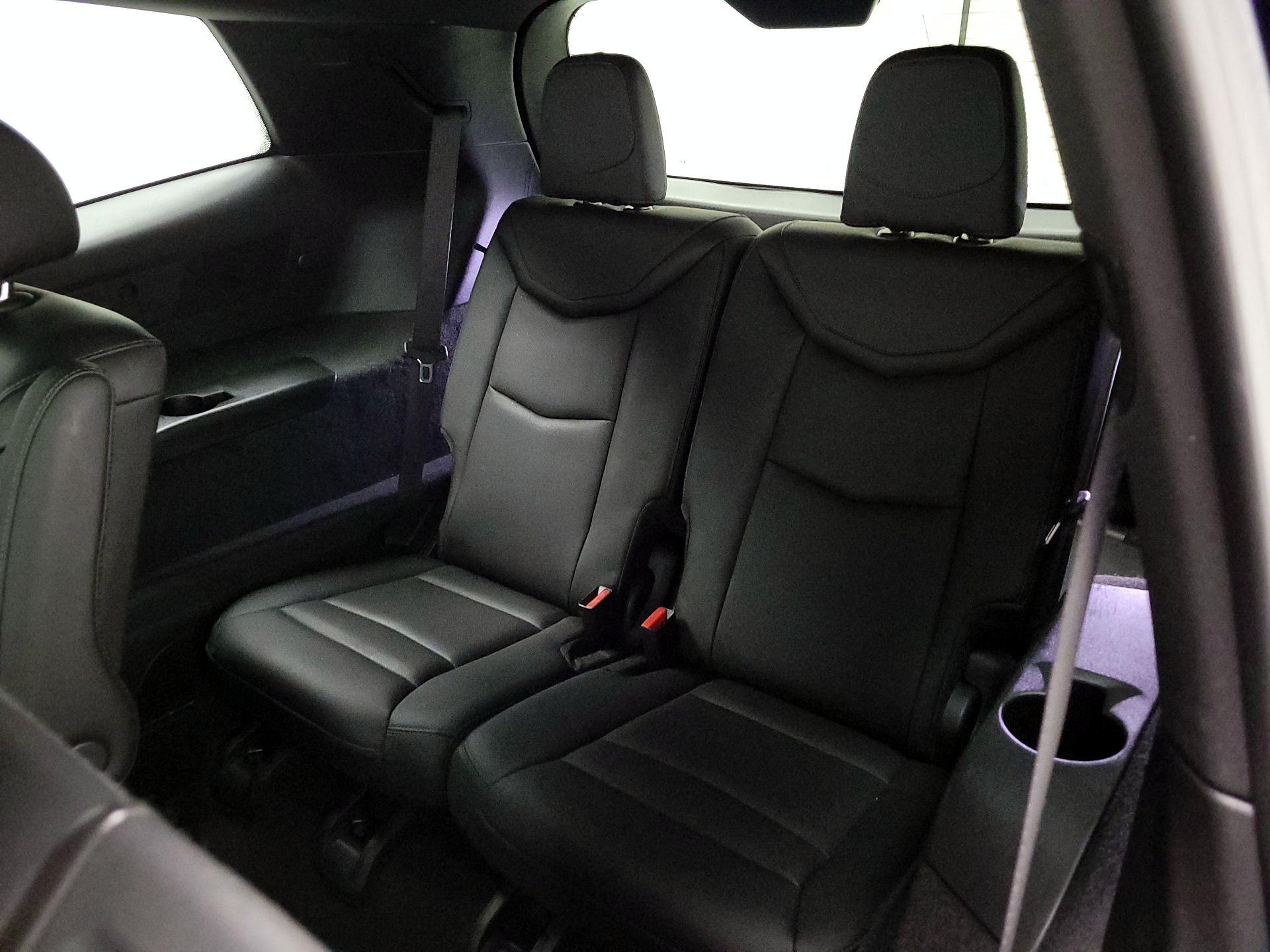 Thumbnail: 2020 Cadillac XT6 - 20