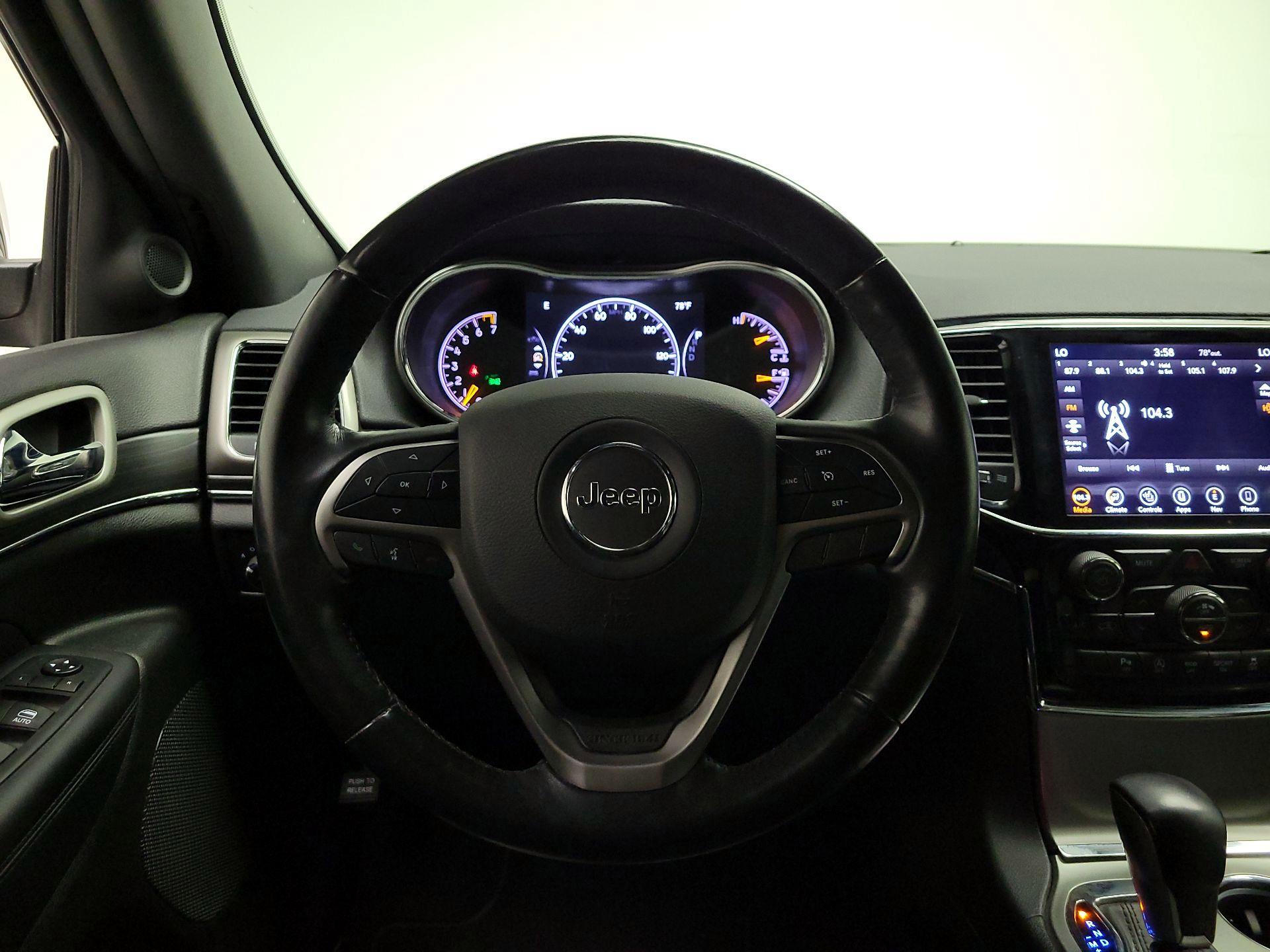 Thumbnail: 2020 Jeep Grand Cherokee - 10