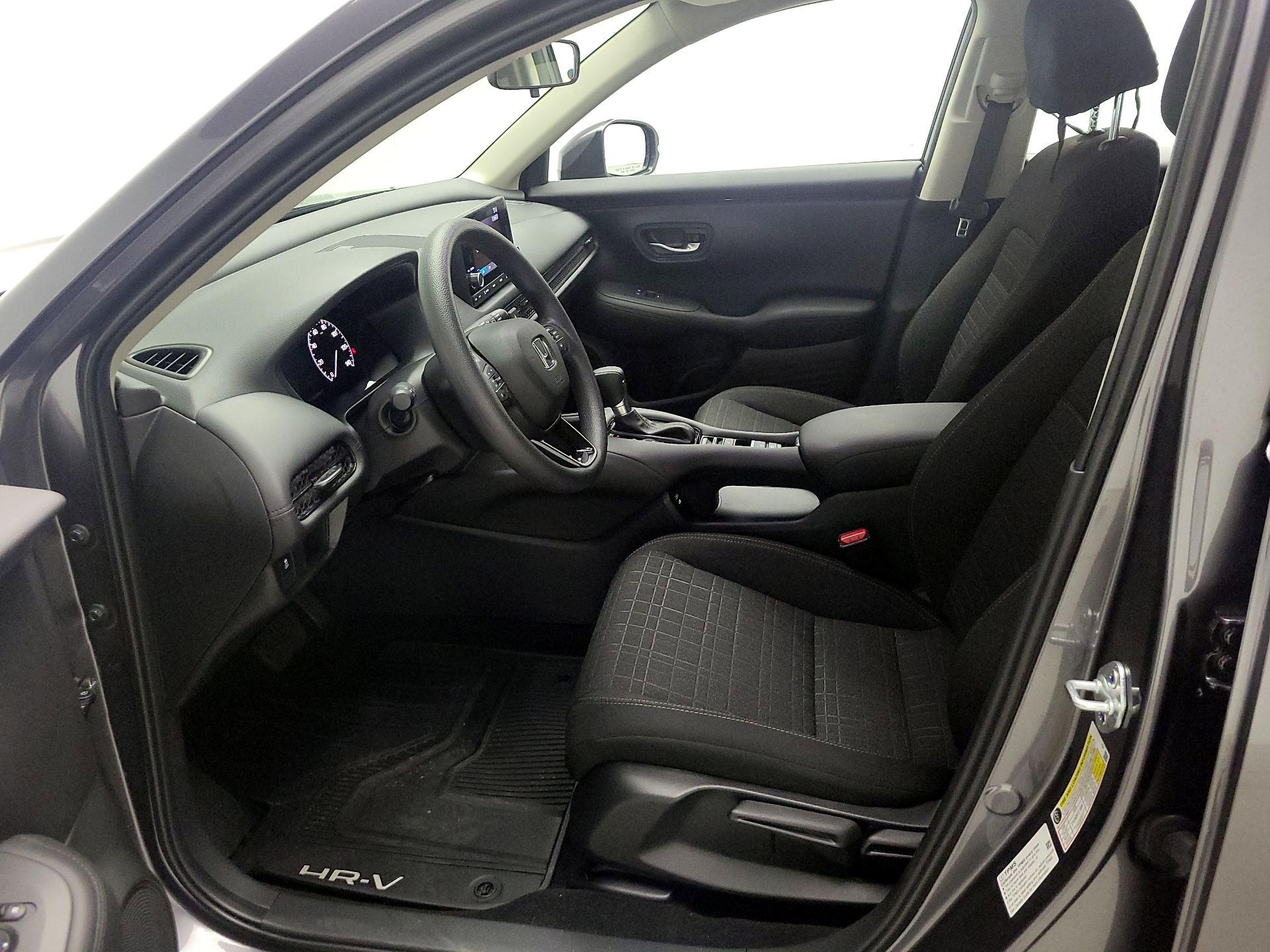 Thumbnail: 2025 Honda HR-V - 11