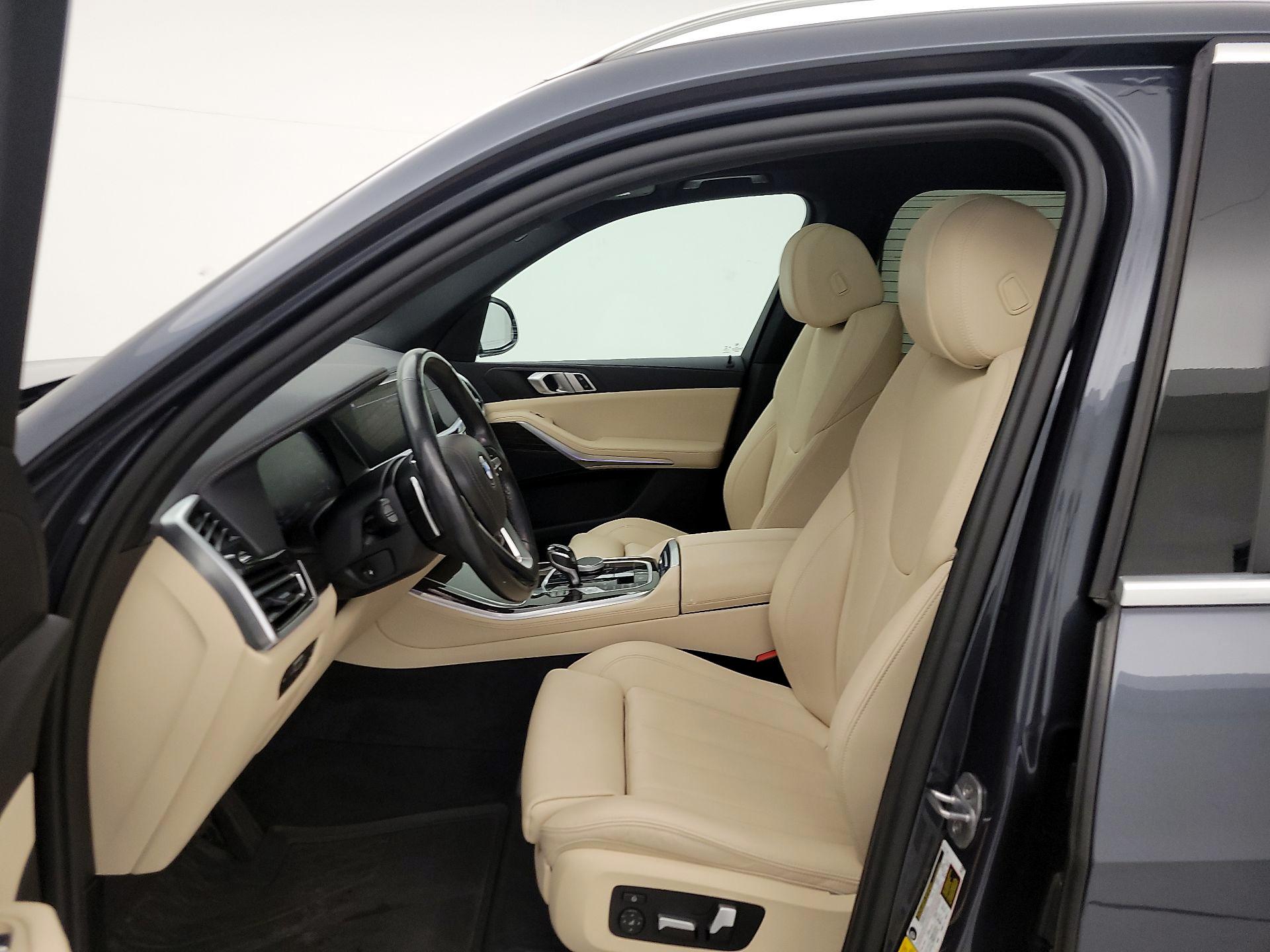Thumbnail: 2021 BMW X5 - 11