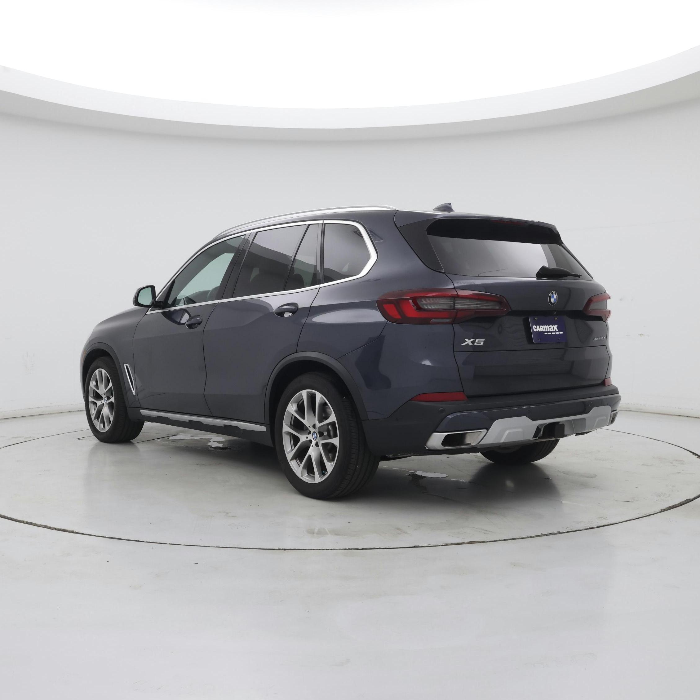 Thumbnail: 2021 BMW X5 - 2