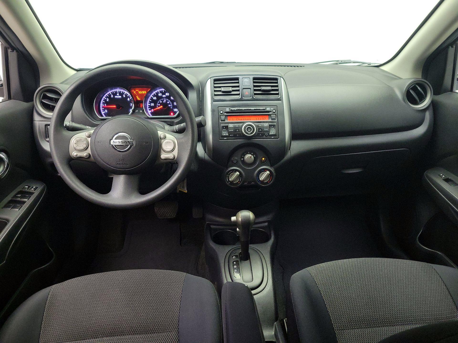 Thumbnail: 2013 Nissan Versa - 9