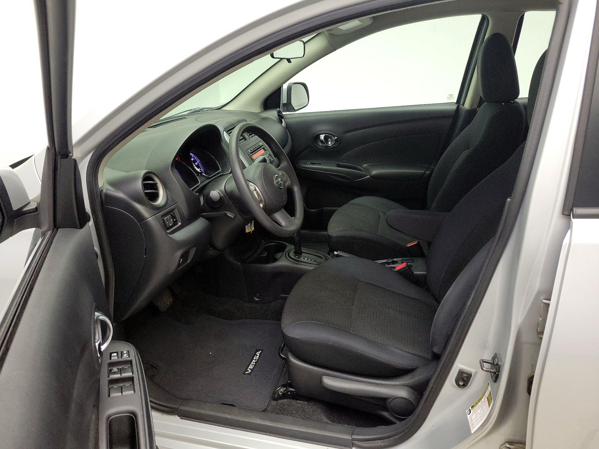 Thumbnail: 2013 Nissan Versa - 11