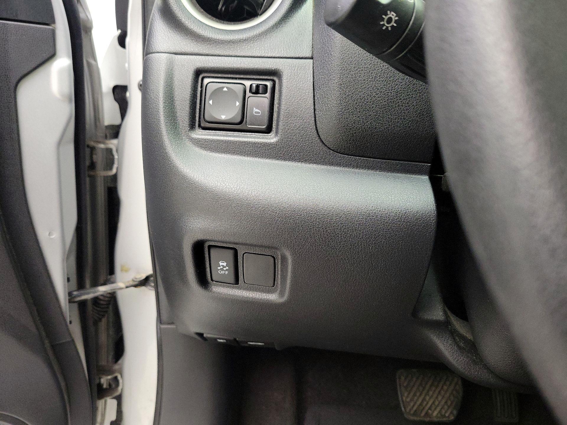 Thumbnail: 2013 Nissan Versa - 13