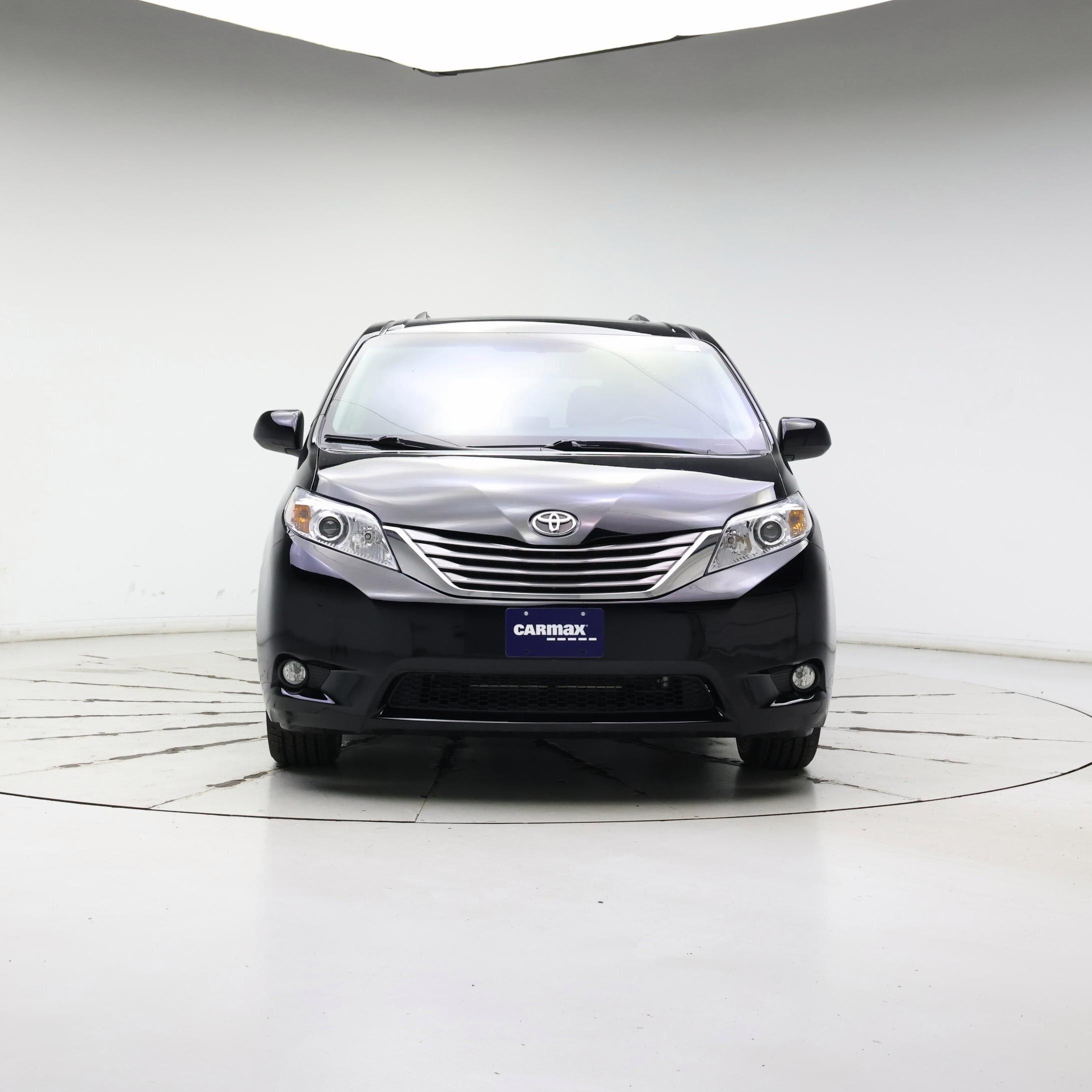 Thumbnail: 2016 Toyota Sienna - 5