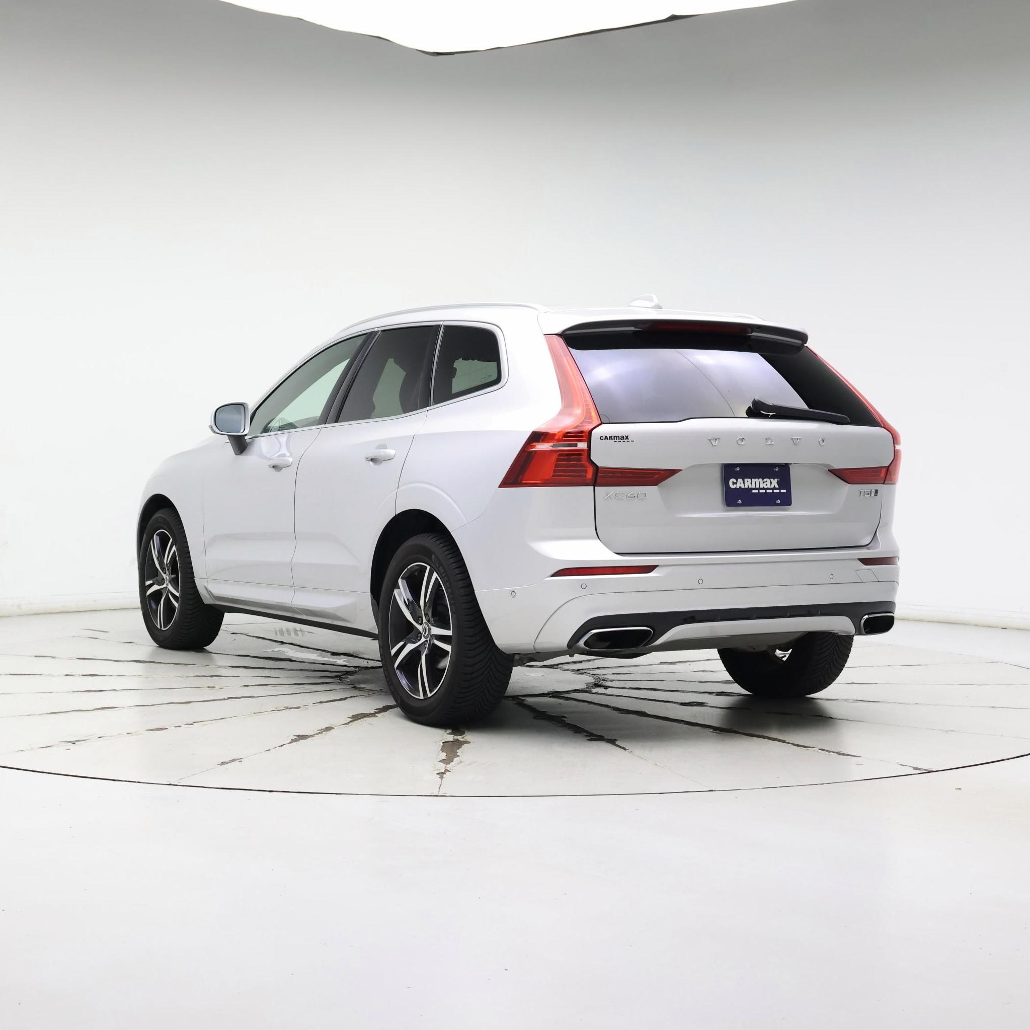 Thumbnail: 2019 Volvo XC60 - 2