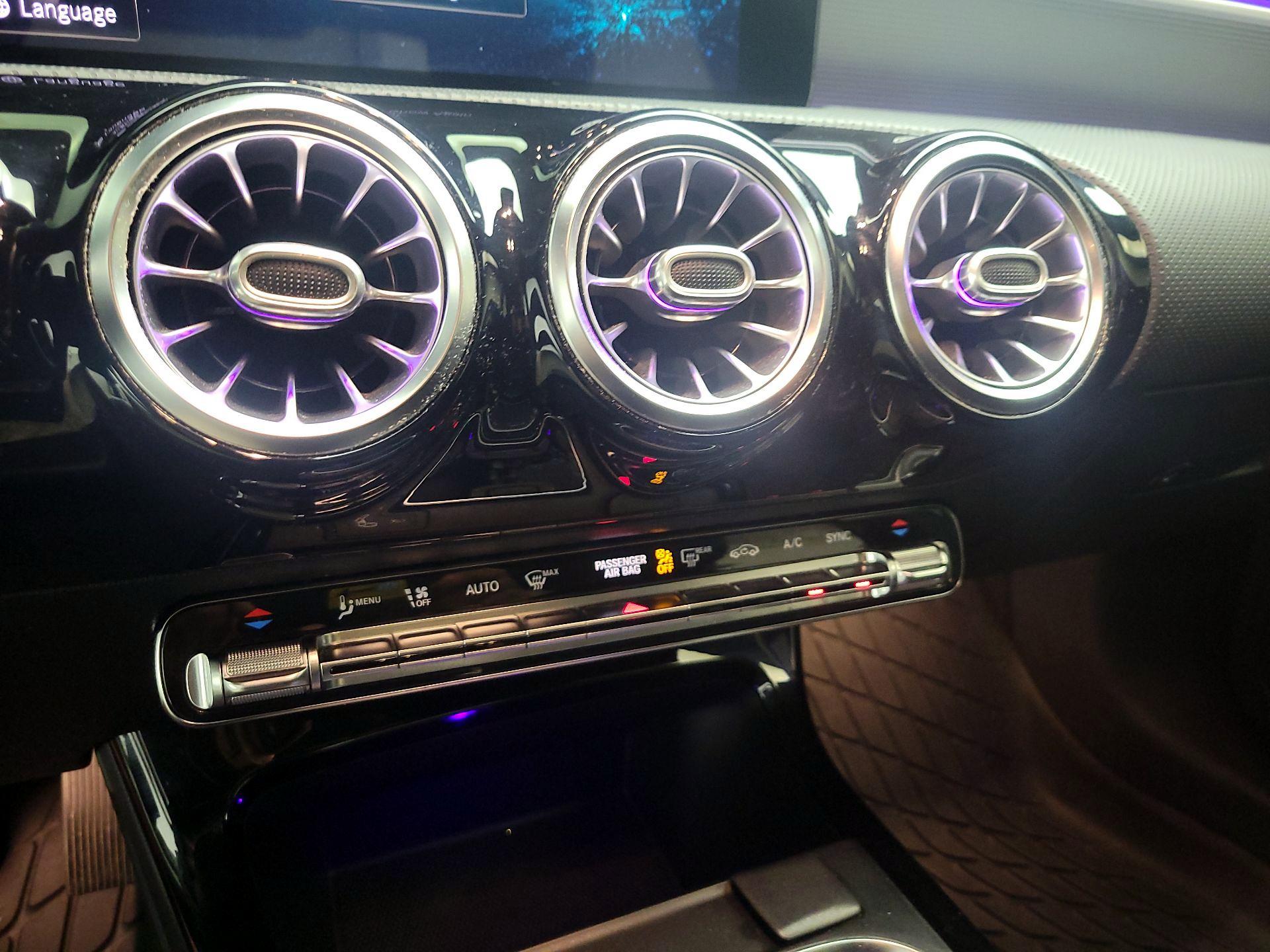 Thumbnail: 2021 Mercedes-Benz A-Class - 16