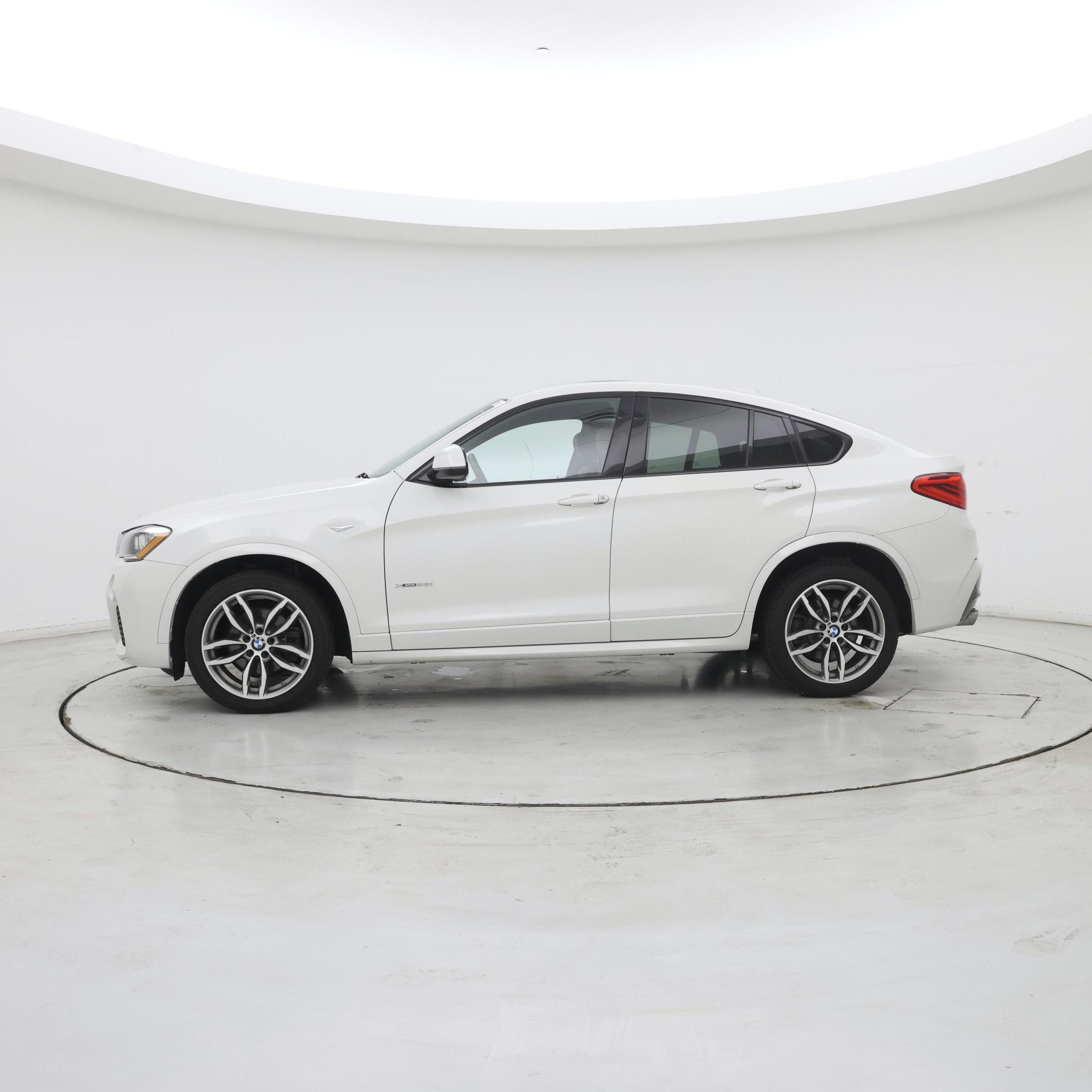 Thumbnail: 2018 BMW X4 - 3