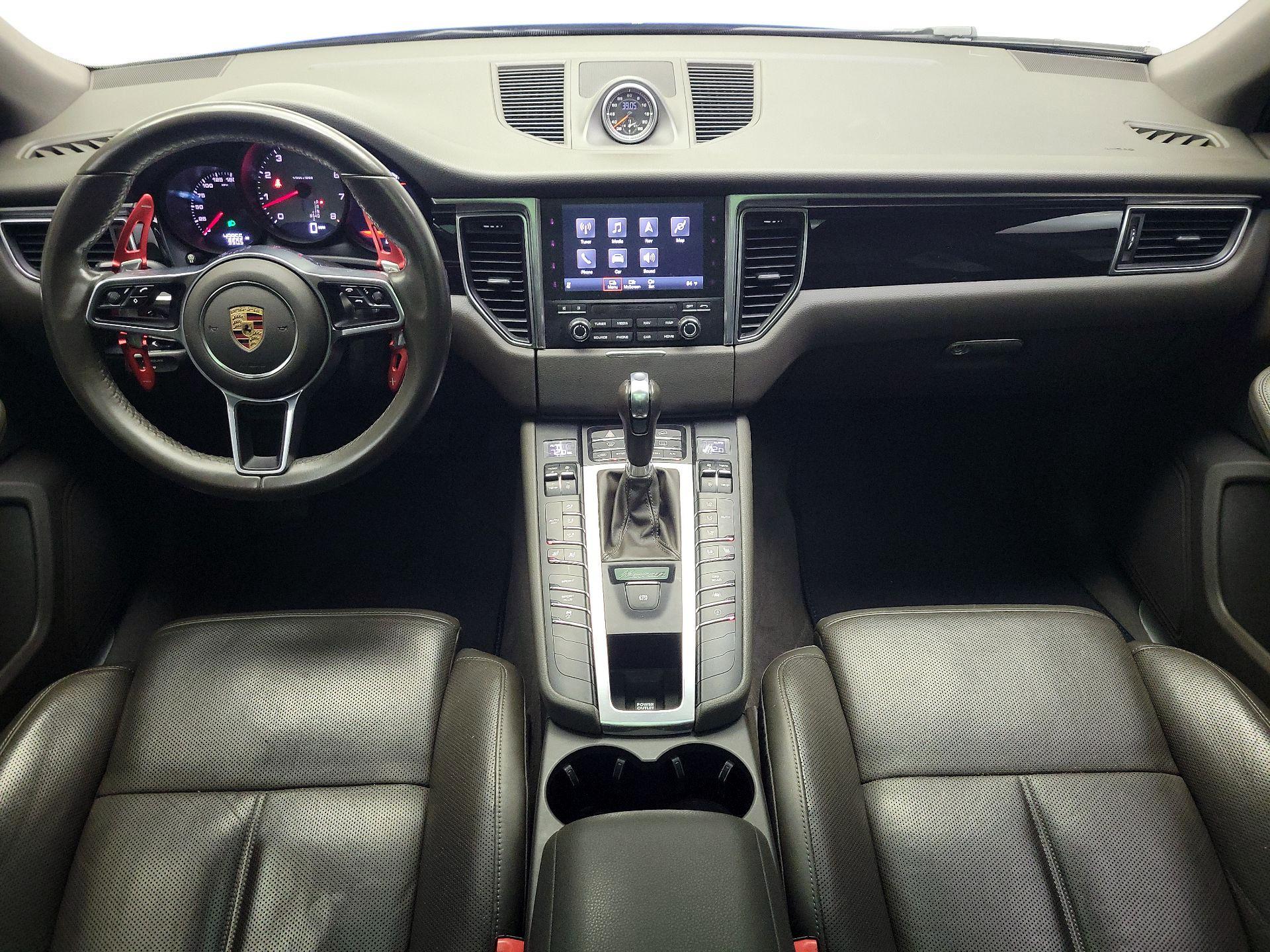 Thumbnail: 2017 Porsche Macan - 9