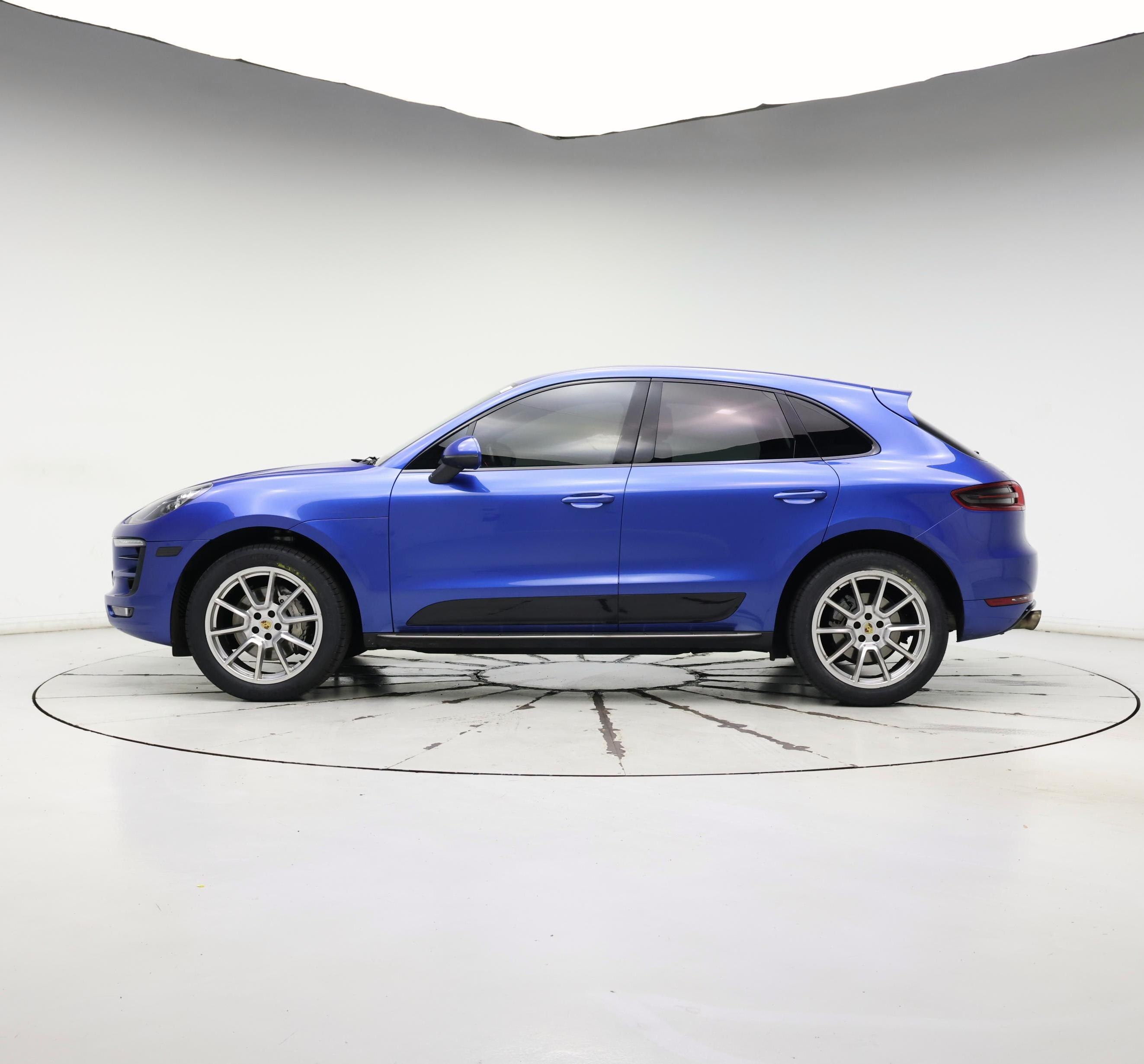 Thumbnail: 2017 Porsche Macan - 3