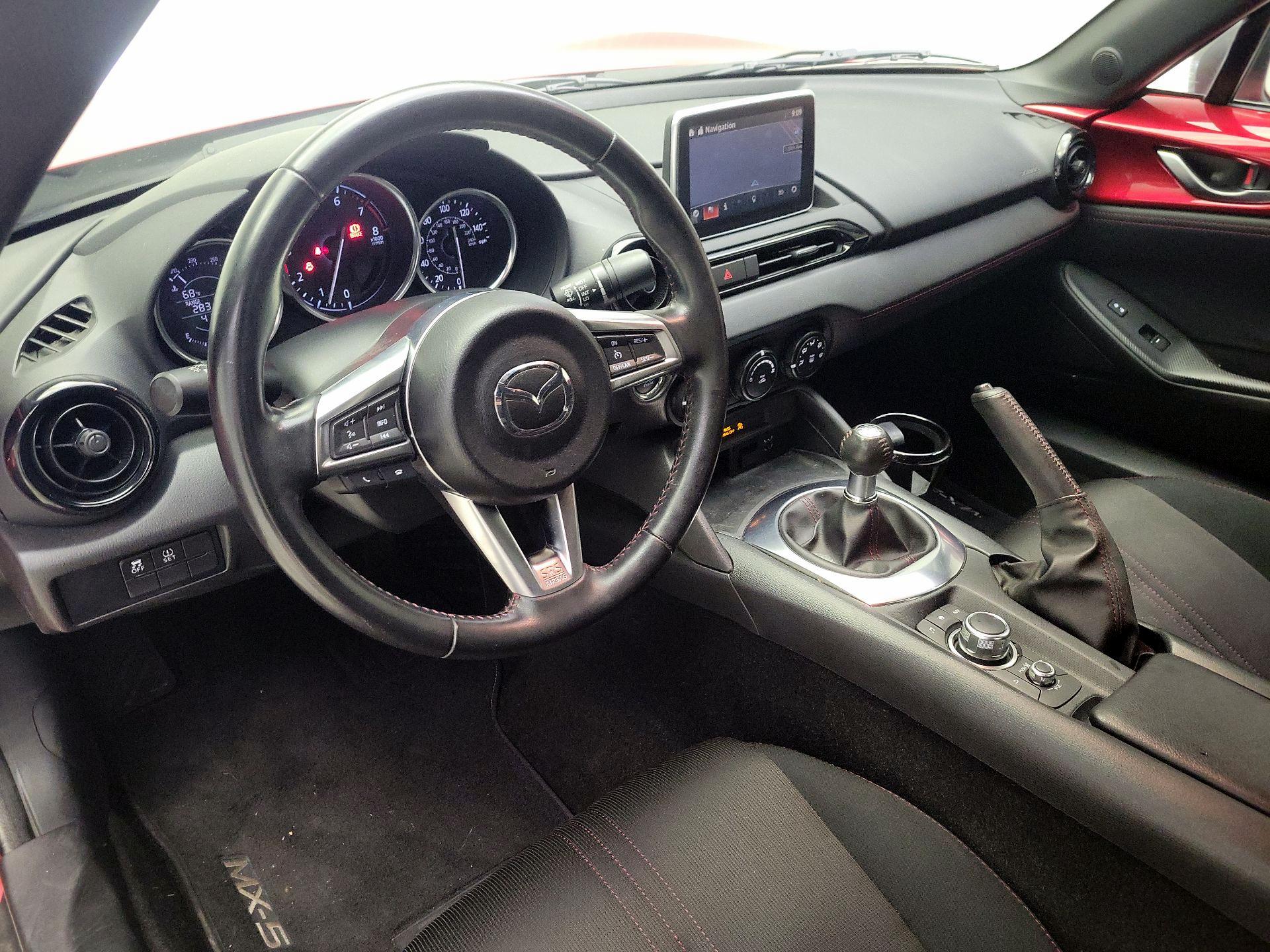 Thumbnail: 2016 Mazda MX-5 Miata - 9