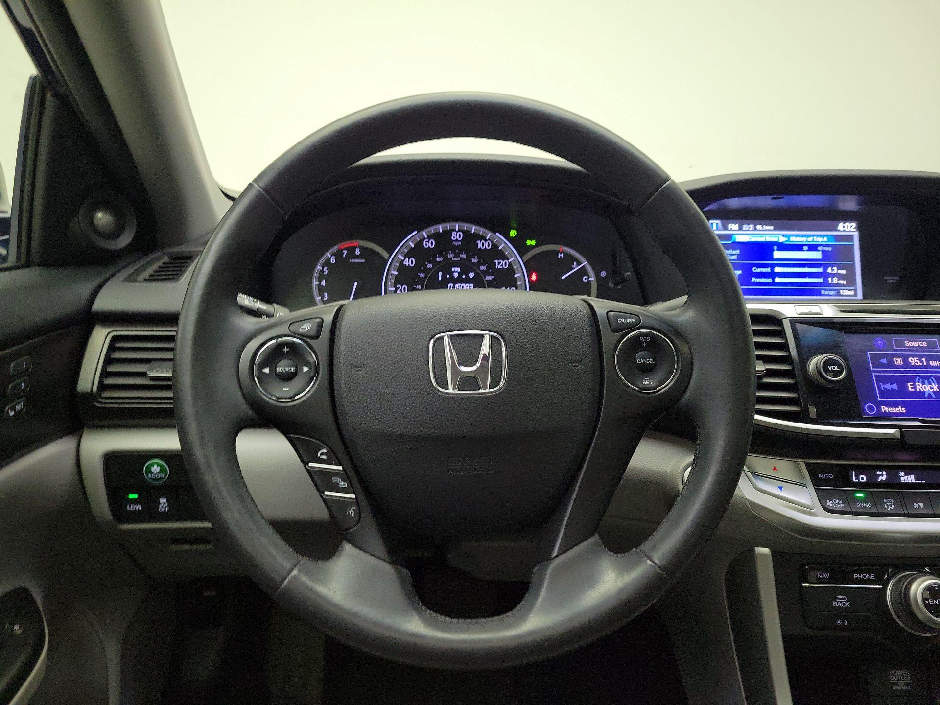 Thumbnail: 2013 Honda Accord - 10
