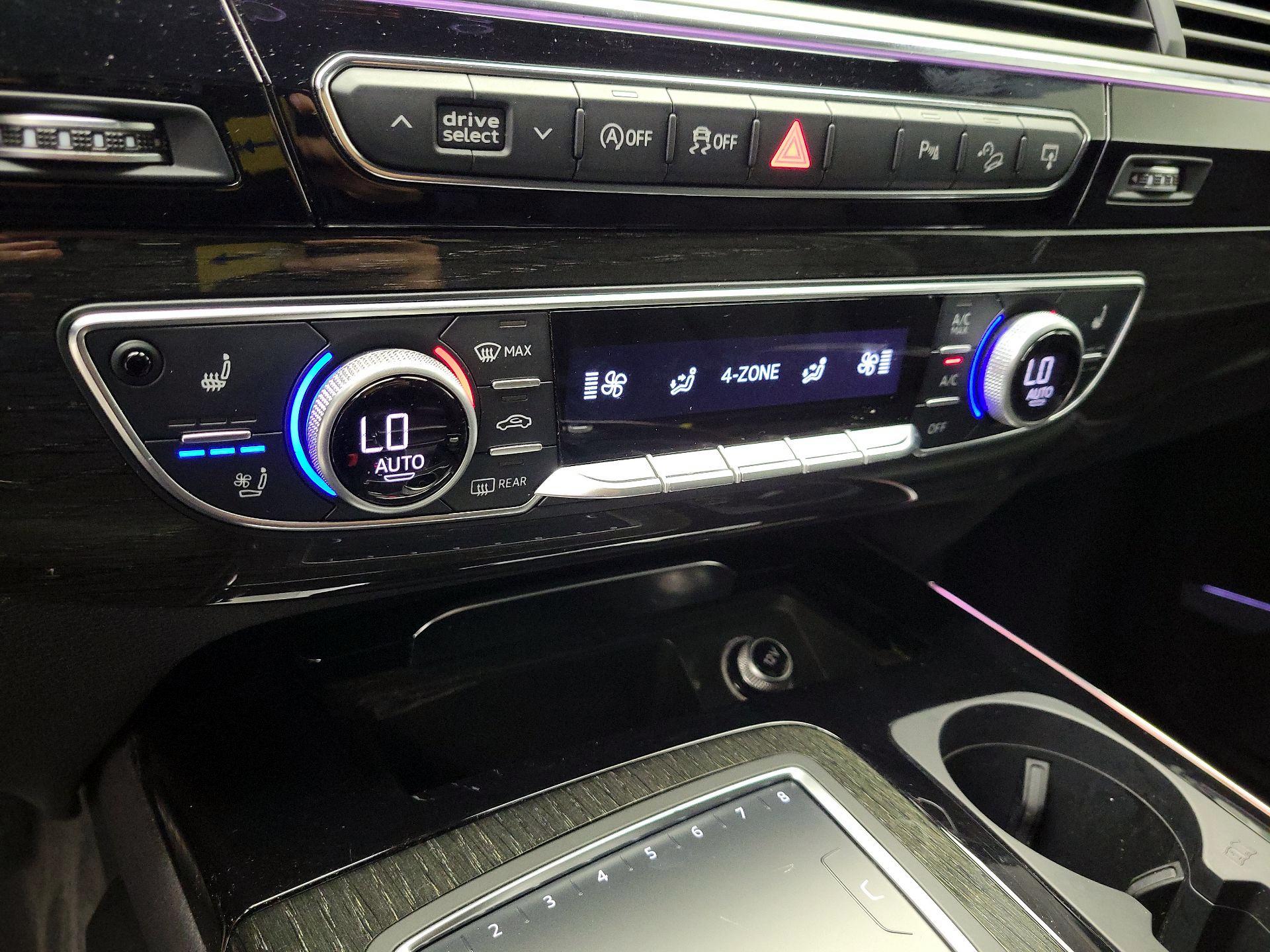 Thumbnail: 2017 Audi Q7 - 17