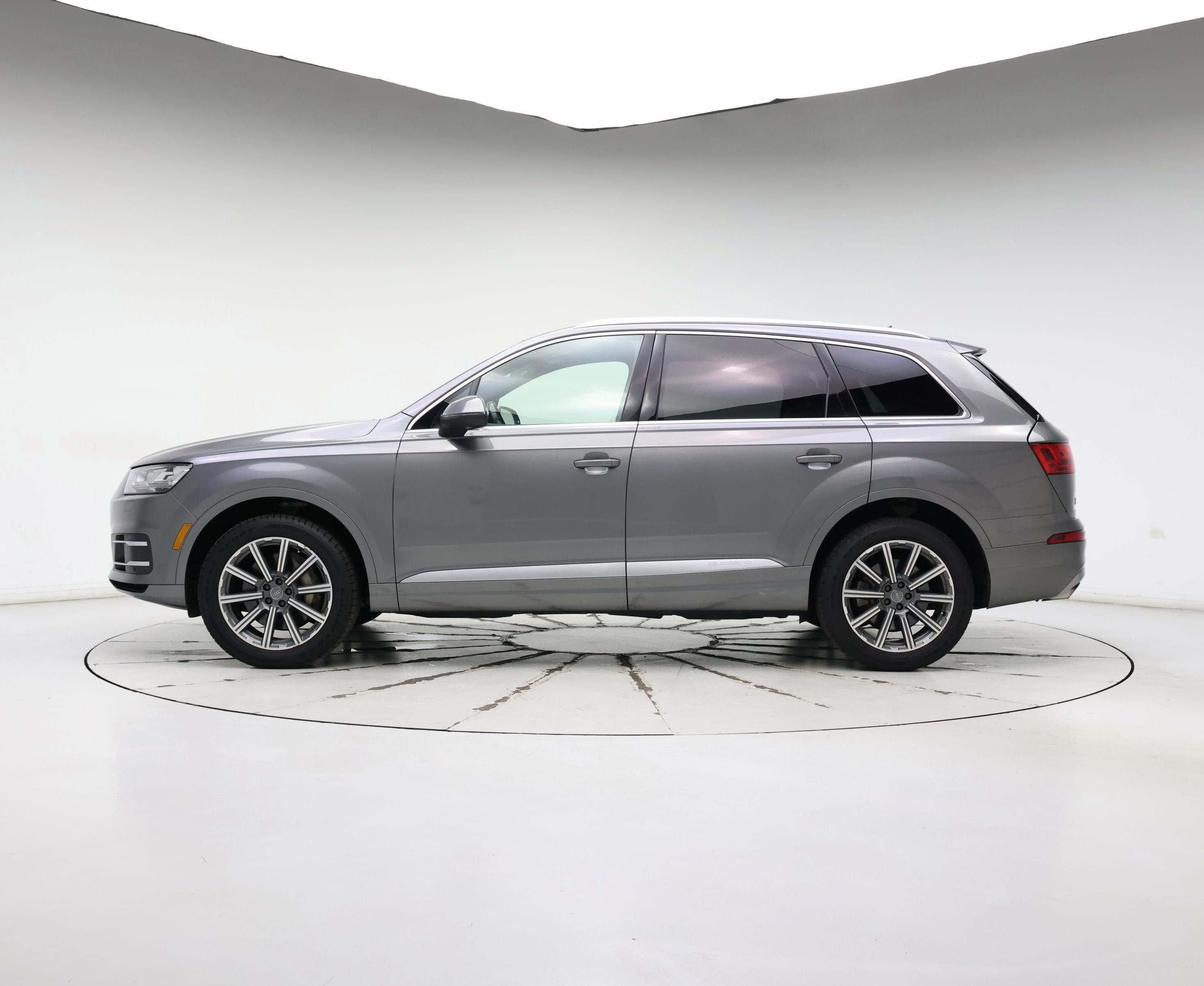 Thumbnail: 2017 Audi Q7 - 3