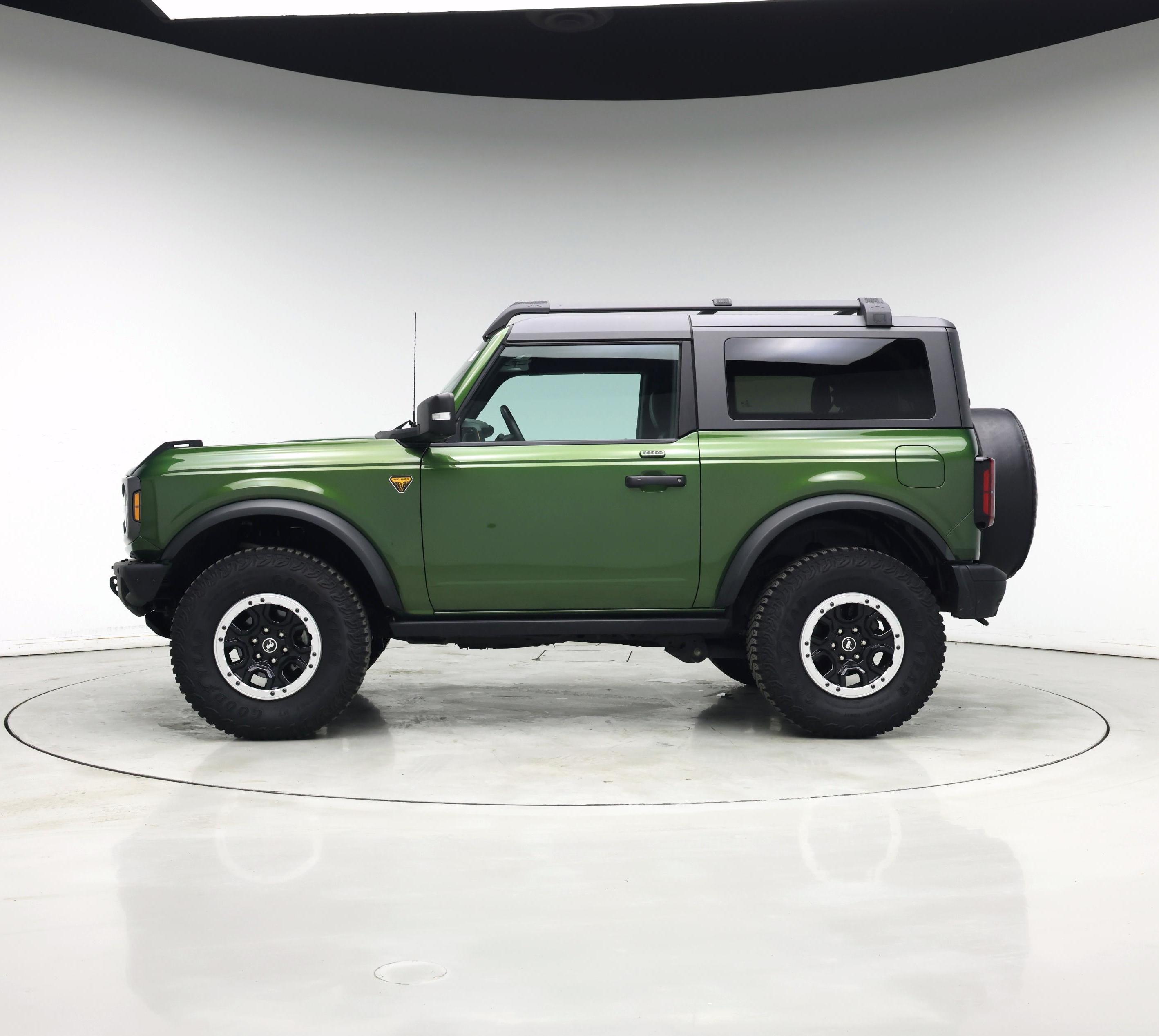 Thumbnail: 2023 Ford Bronco - 3