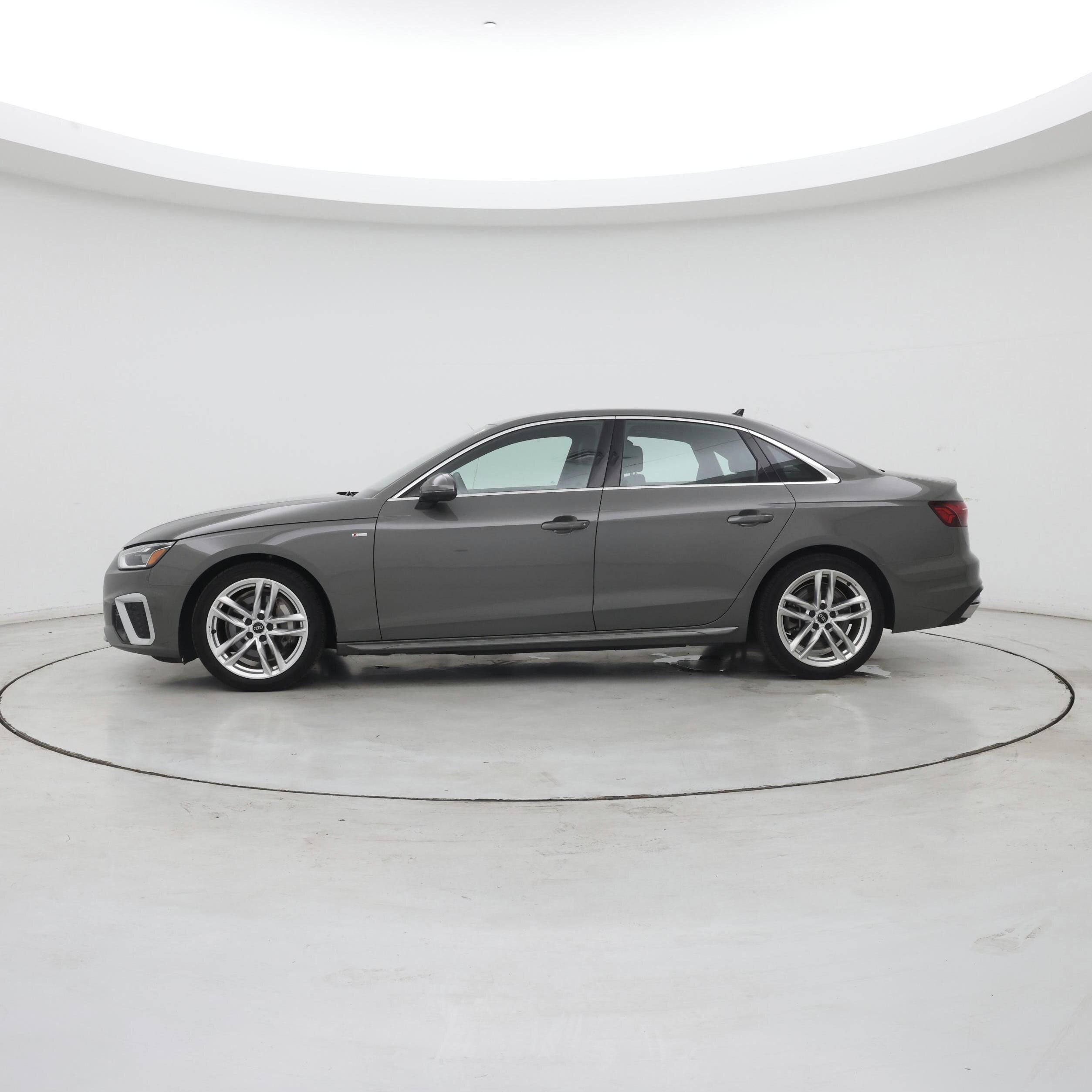 Thumbnail: 2023 Audi A4 - 3