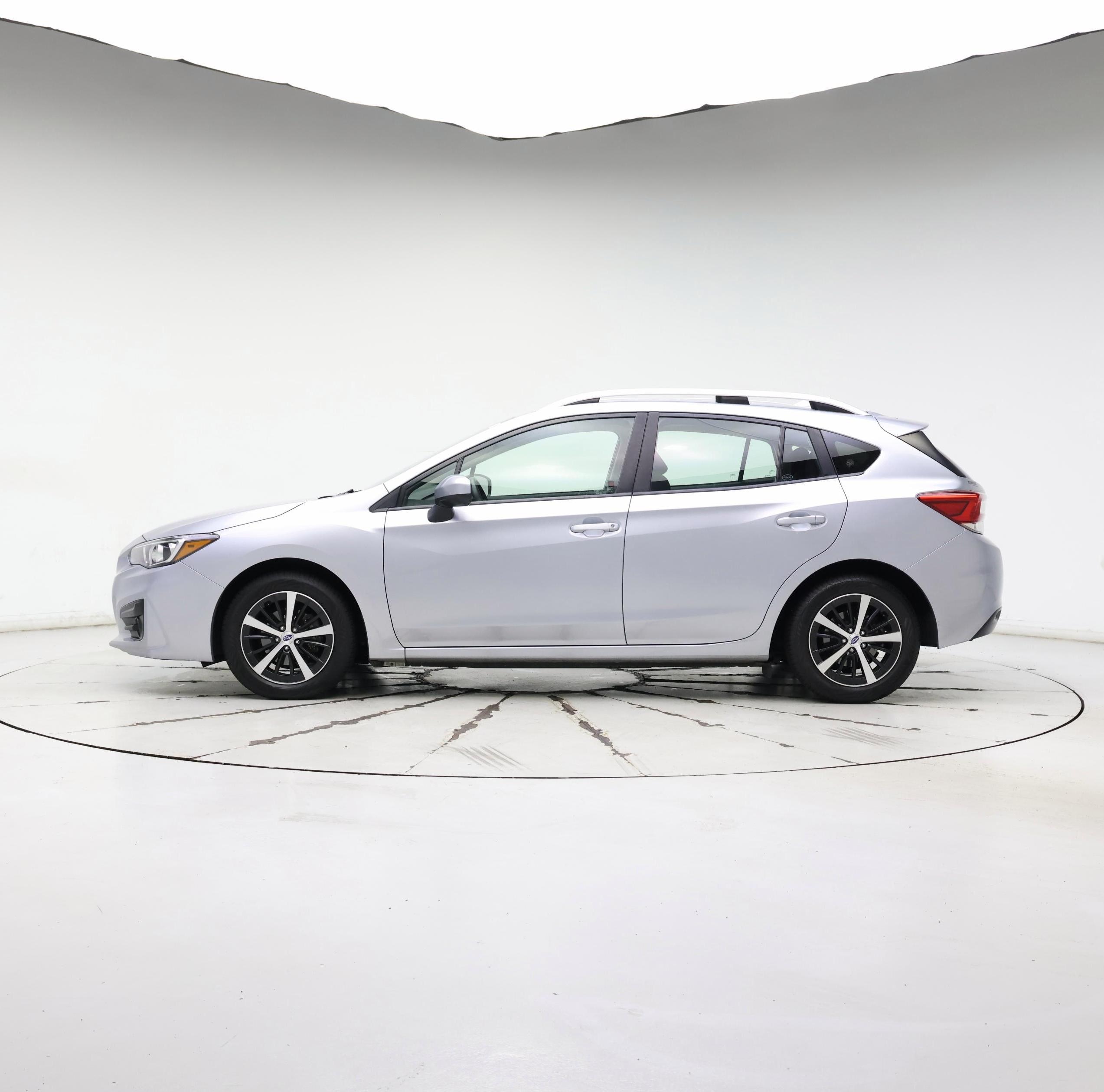 Thumbnail: 2019 Subaru Impreza - 3