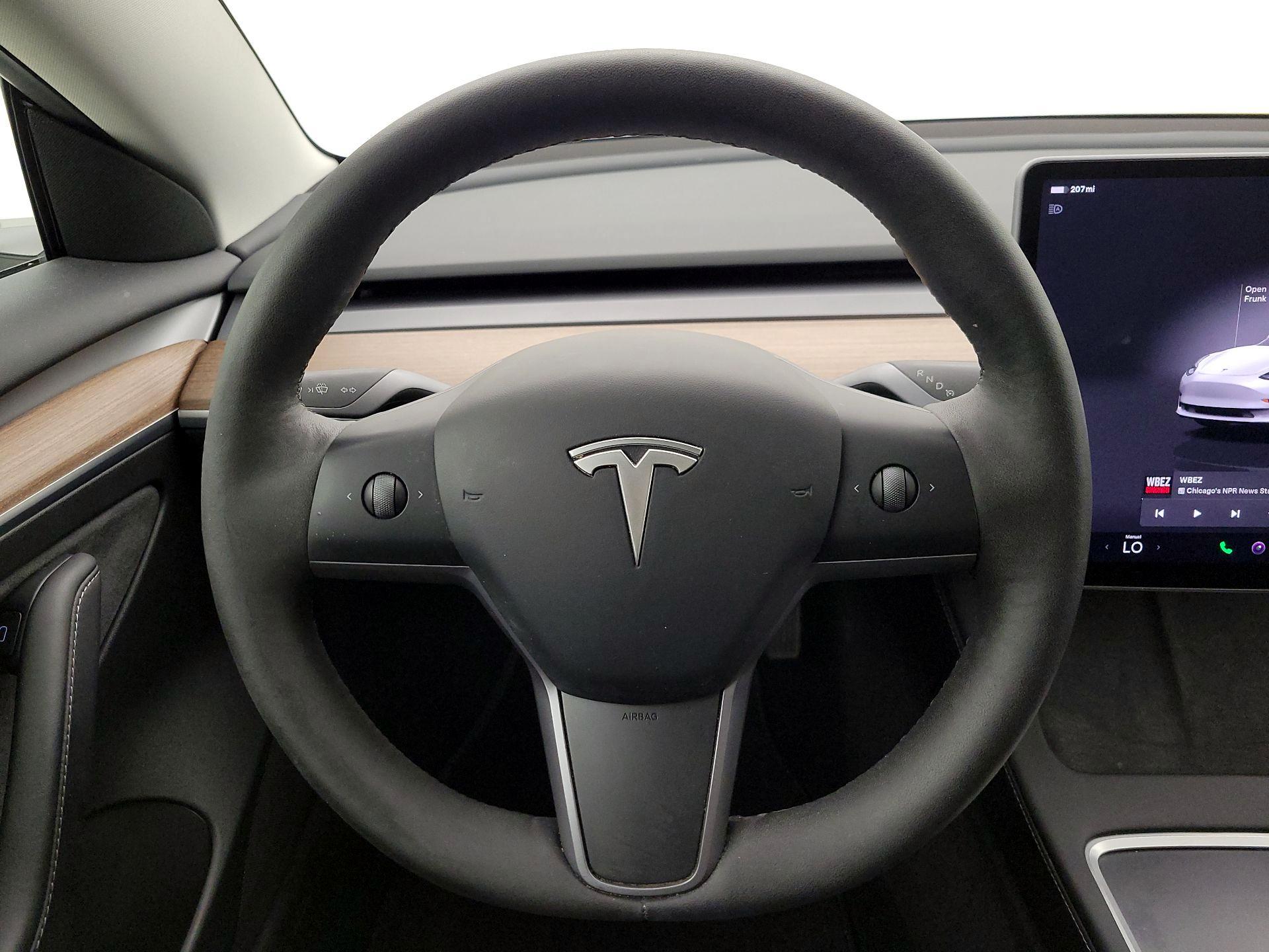 Thumbnail: 2023 Tesla Model 3 - 10