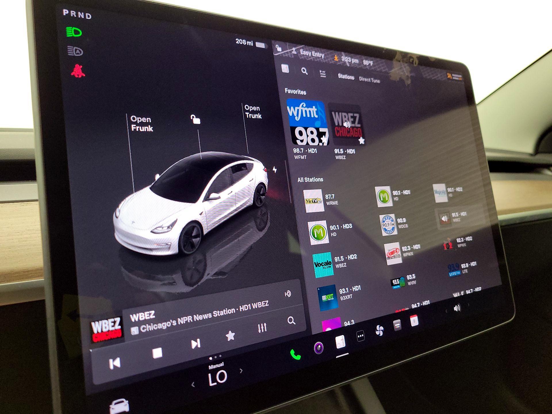 Thumbnail: 2023 Tesla Model 3 - 14